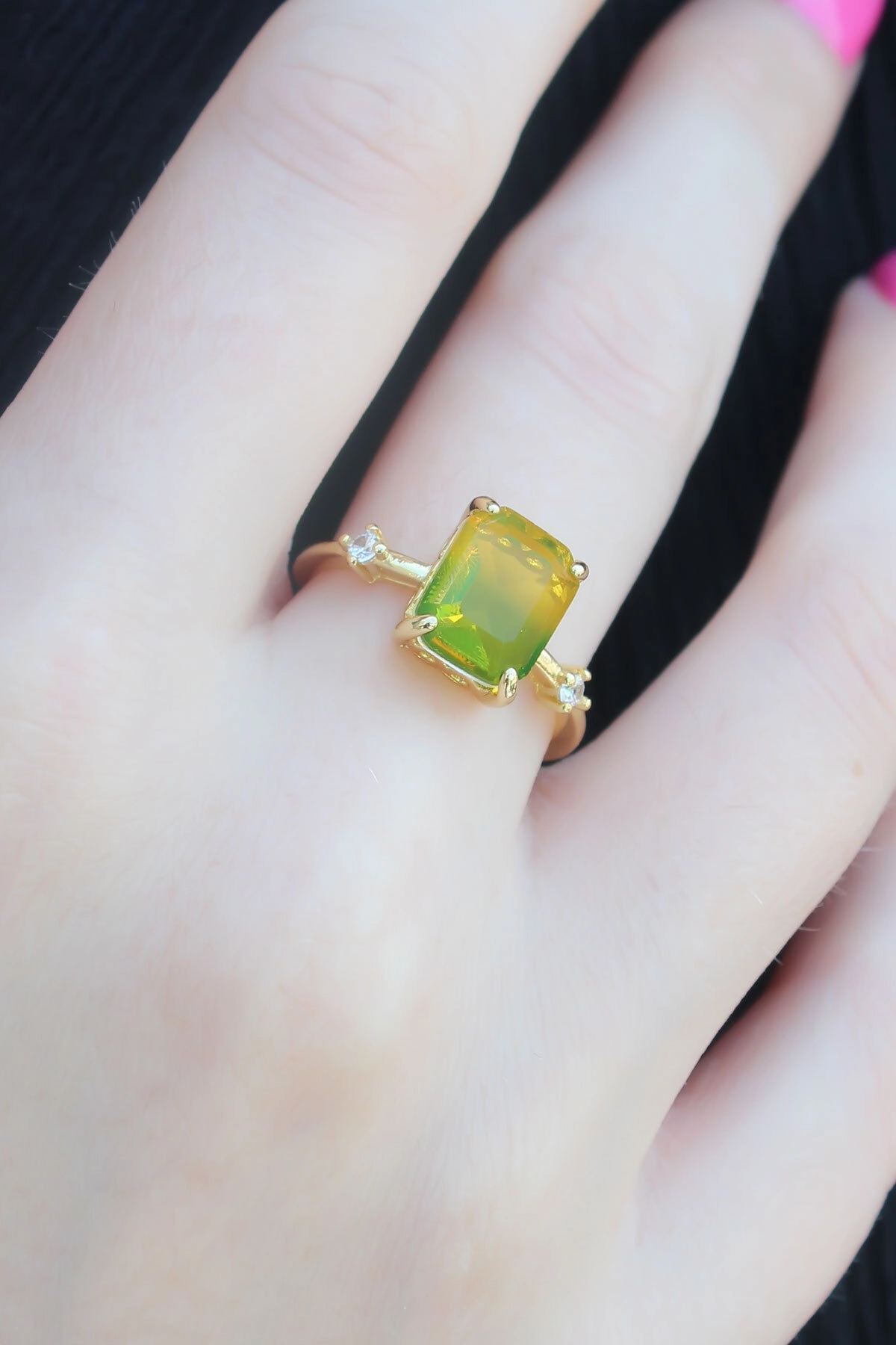 Gold Renk Renkli Zirkon Taşlı Pirinç Kadın Yüzük-1