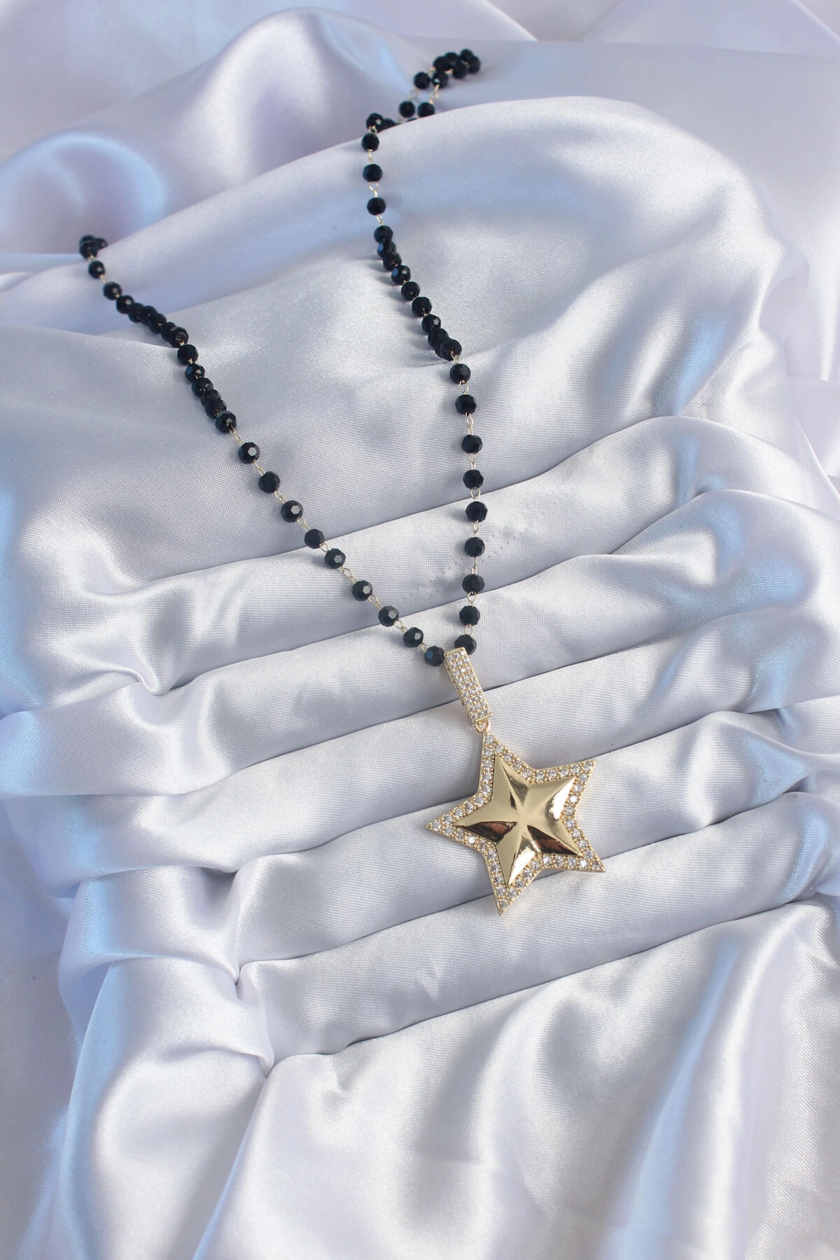 Gold Renk Siyah Boncuk Zirkon Taşlı Yıldız Model VİP Seri Kadın Kolye-1