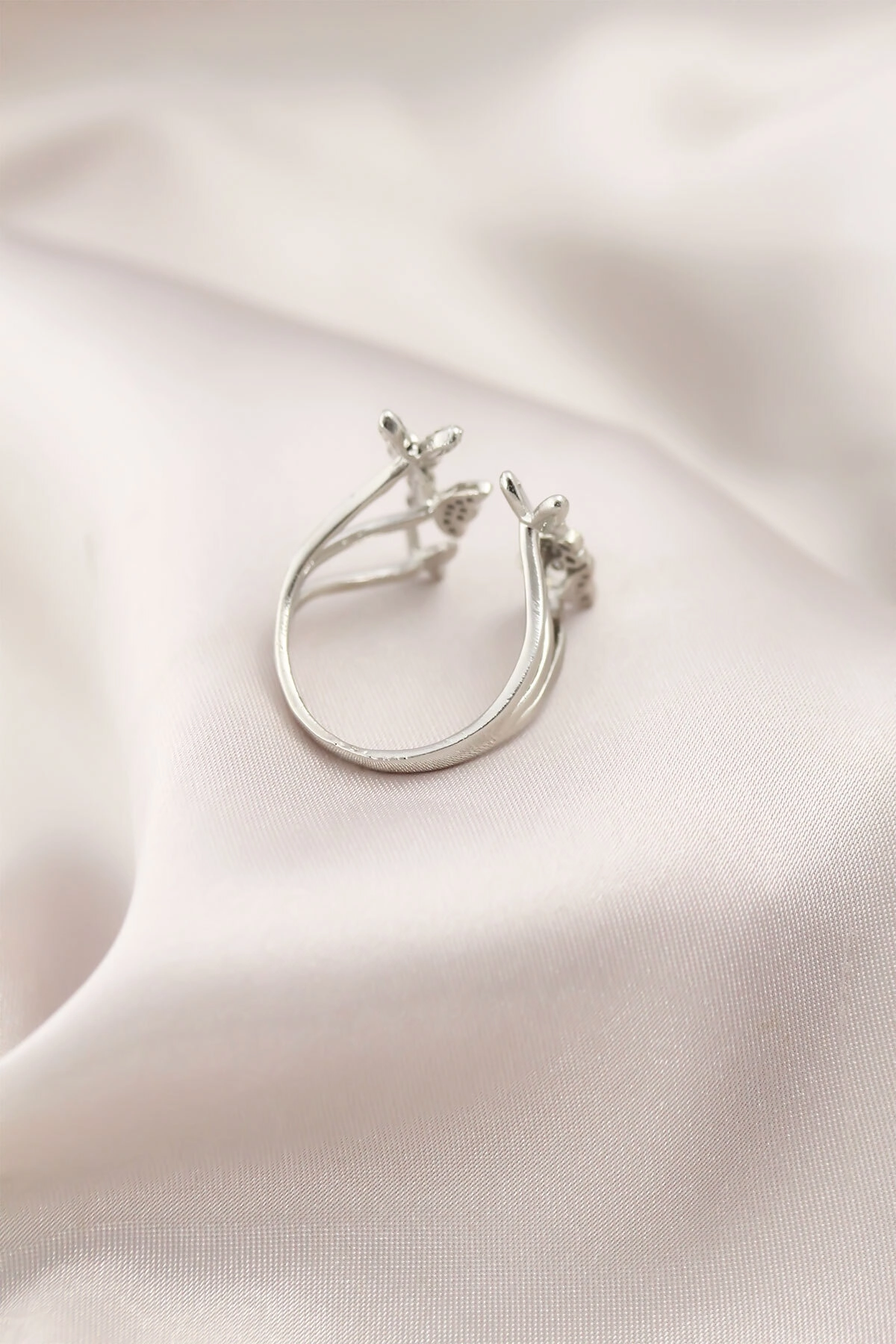 Gümüş Renk Metal Kelebek Model Kadın Yüzük-1