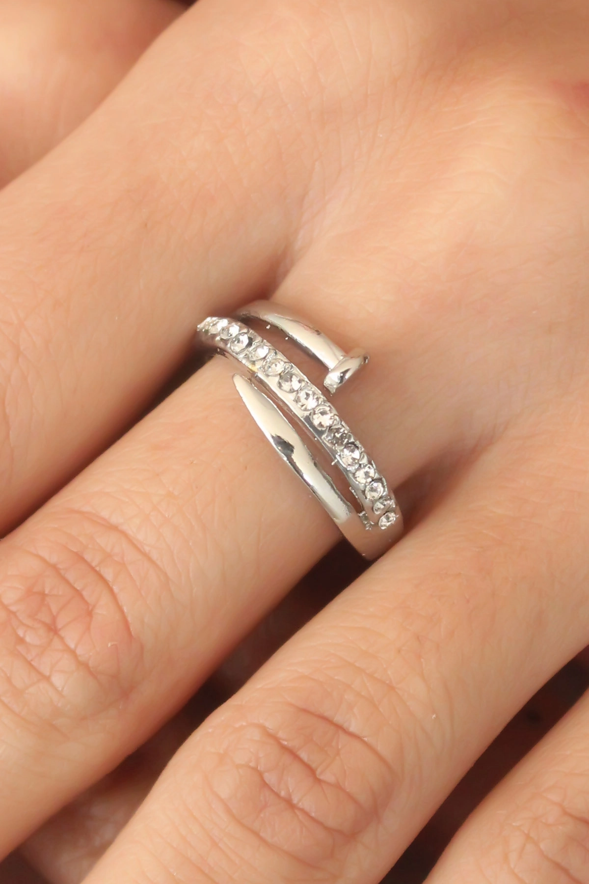 Gümüş Renk Taşlı Çivi Ayarlanabilir Kadın Yüzük-0