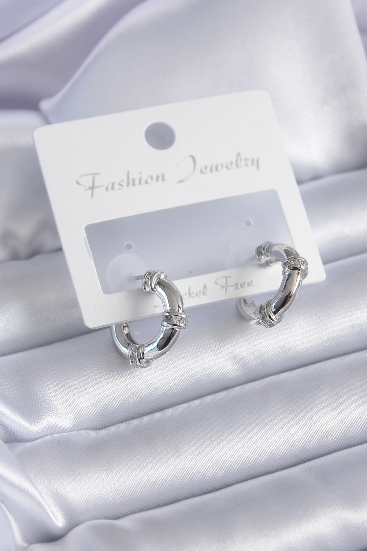 Gümüş Renk Zirkon Taşlı Halka Model Pirinç Kadın Küpe-0