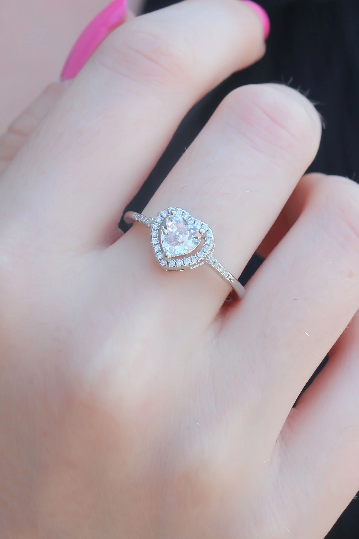 Gümüş Renk Zirkon Taşlı Kalp Model Charm Pirinç Kadın Yüzük-0