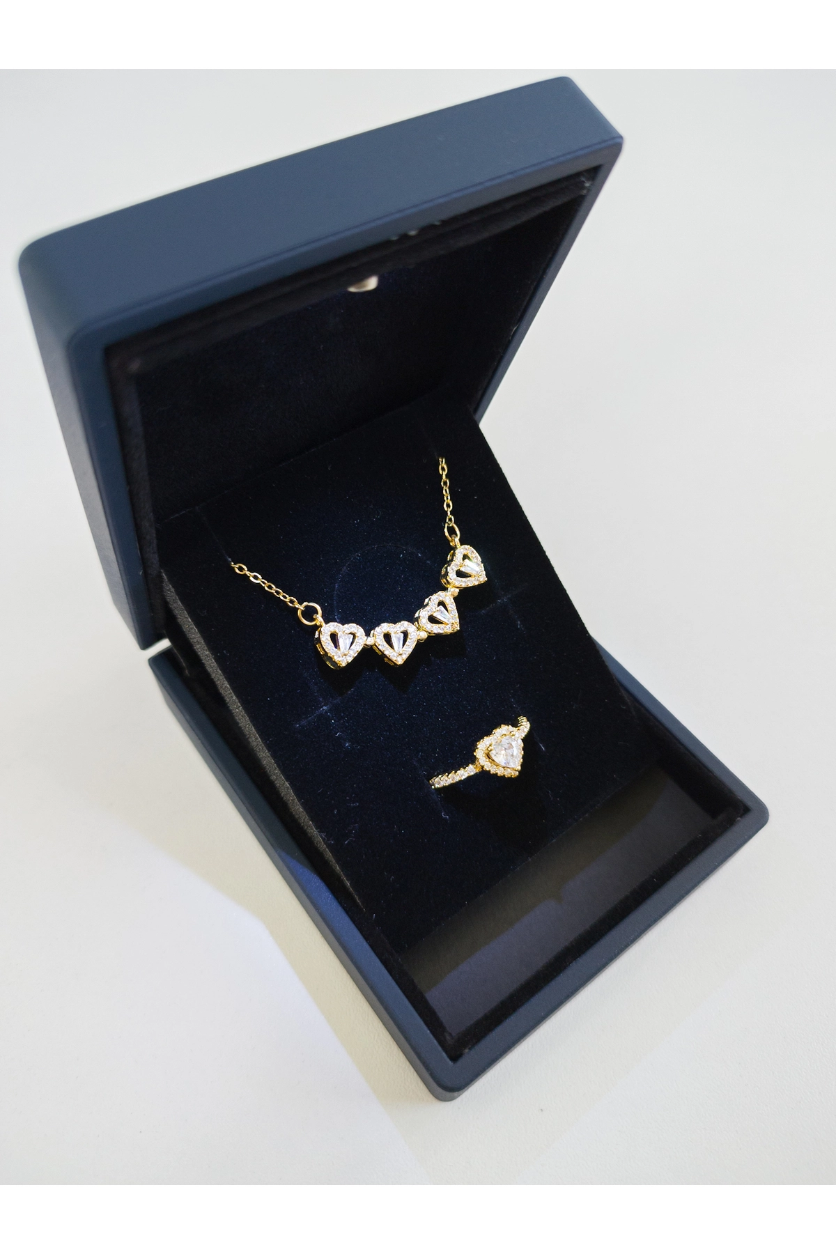 Işıklı Kutuda | 4 Kalpli Yonca Kolye Yüzük Set | Altın Renk | 316l Çelik - Kararmaz | Hediye Kadın-4
