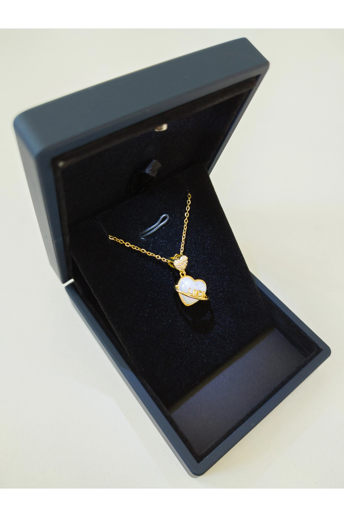 Işıklı Kutuda | Kalpli Şans Kolye | 316l Çelik - Kararmaz | Hediye Kadın-3