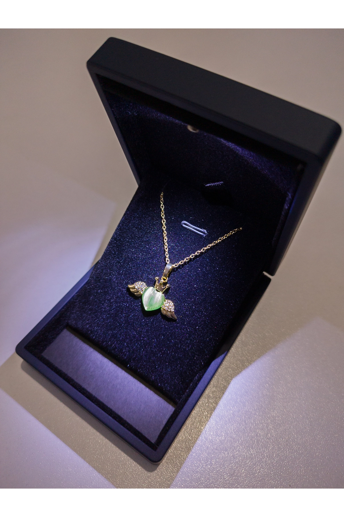 Işıklı Premium Kutuda | Kanatlı Yeşil Kalp Kolye | 316l Çelik - Kararmaz | Hediye Kadın-3