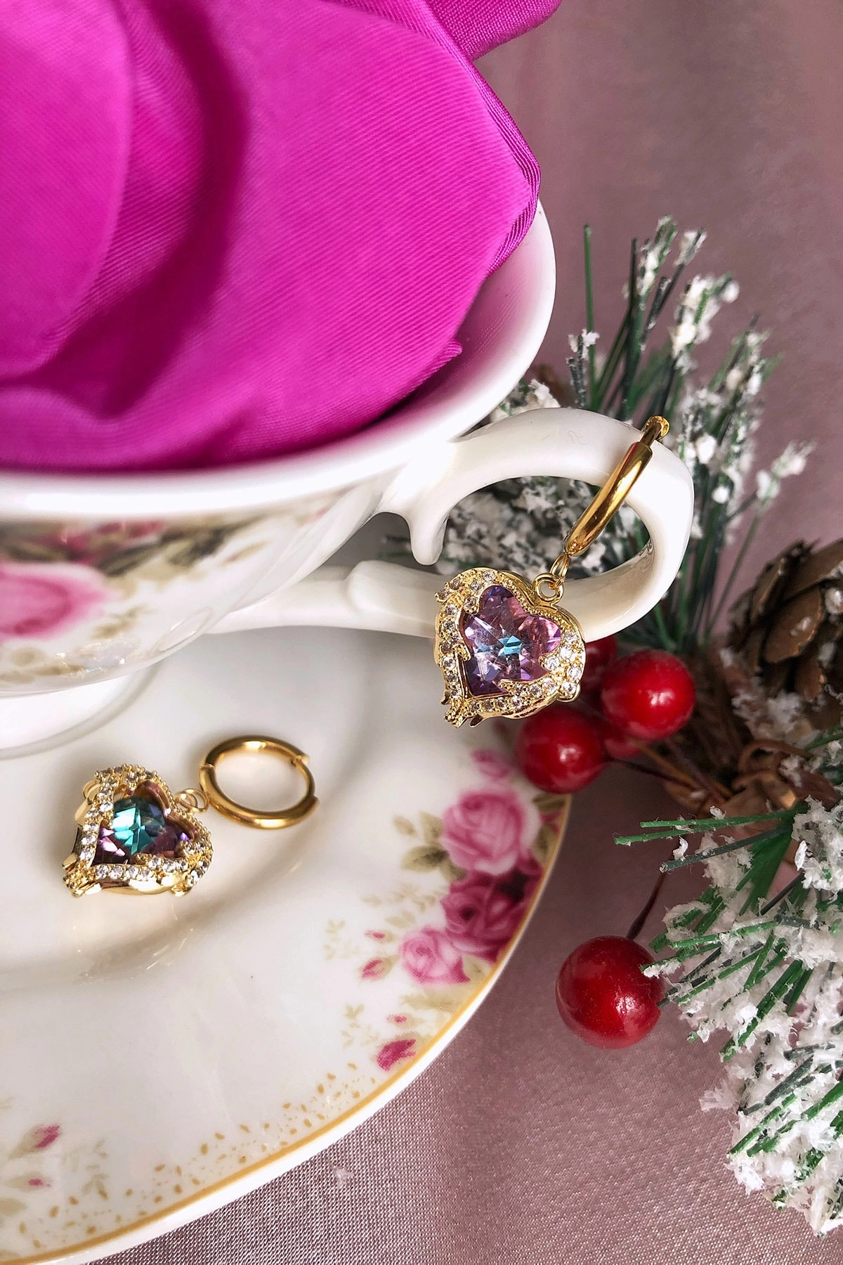 Kararmaz Çelik Anti-alerjik Kalp Renkli Zirkon Taşlı Küpe | 316l Çelik - Kararmaz | Hediye Kadın-0