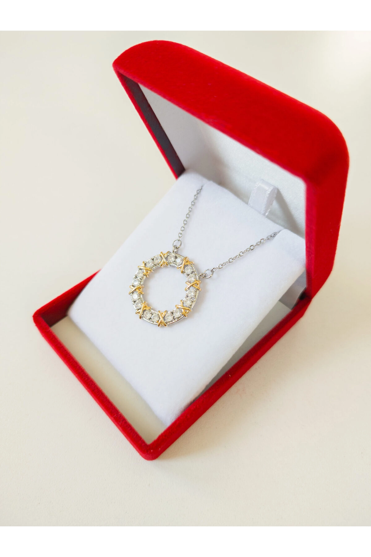 Lüx Kadife Kutuda | Zirkon Taşlı Gold Detaylı Zarif Xox Kolye | 316l Çelik - Kararmaz | Hediye Kadın-4