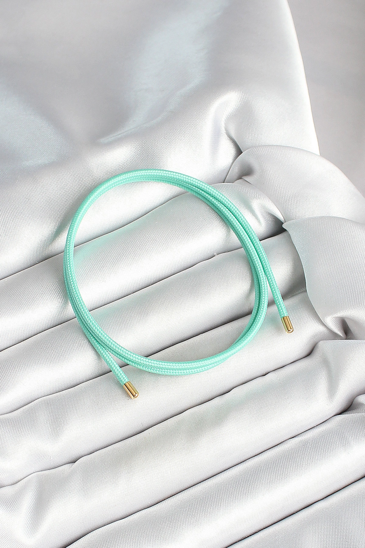 Mıknatıslı Turkuaz Renk Sarmal Kadın Bileklik-0