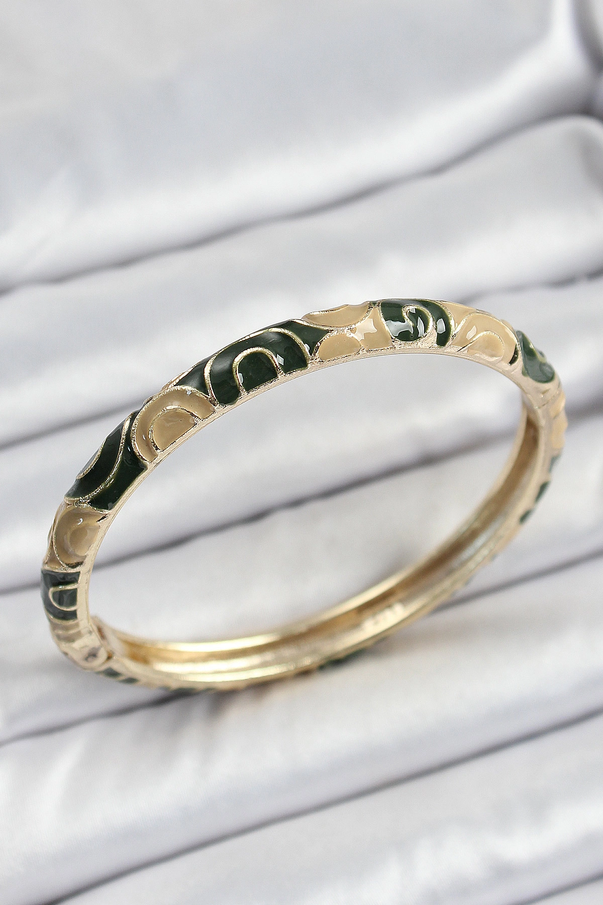 Mineli Pirinç Siyah ve Kahverengi Motifli Kadın Kelepçe-0