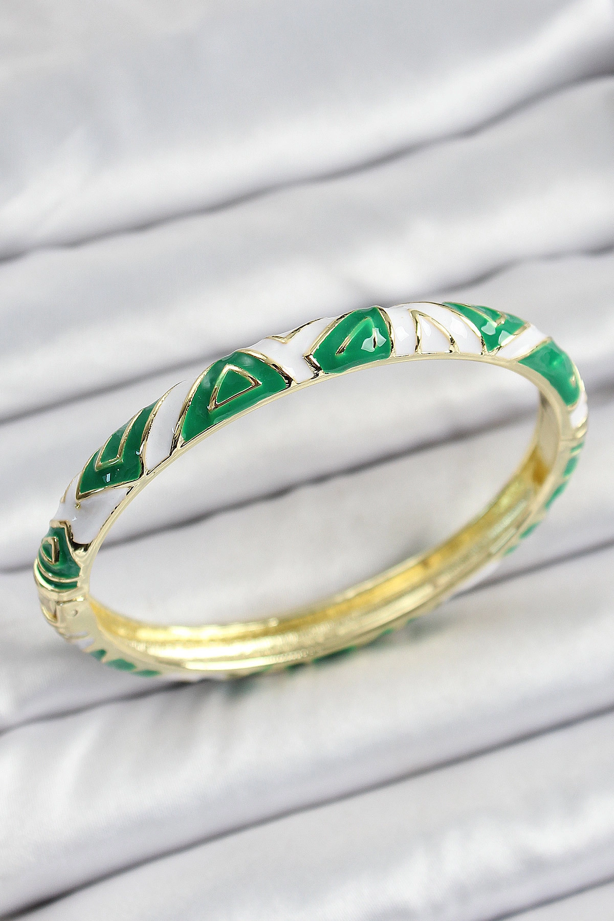 Mineli Pirinç Yeşil Beyaz Motifli Kadın Kelepçe-0