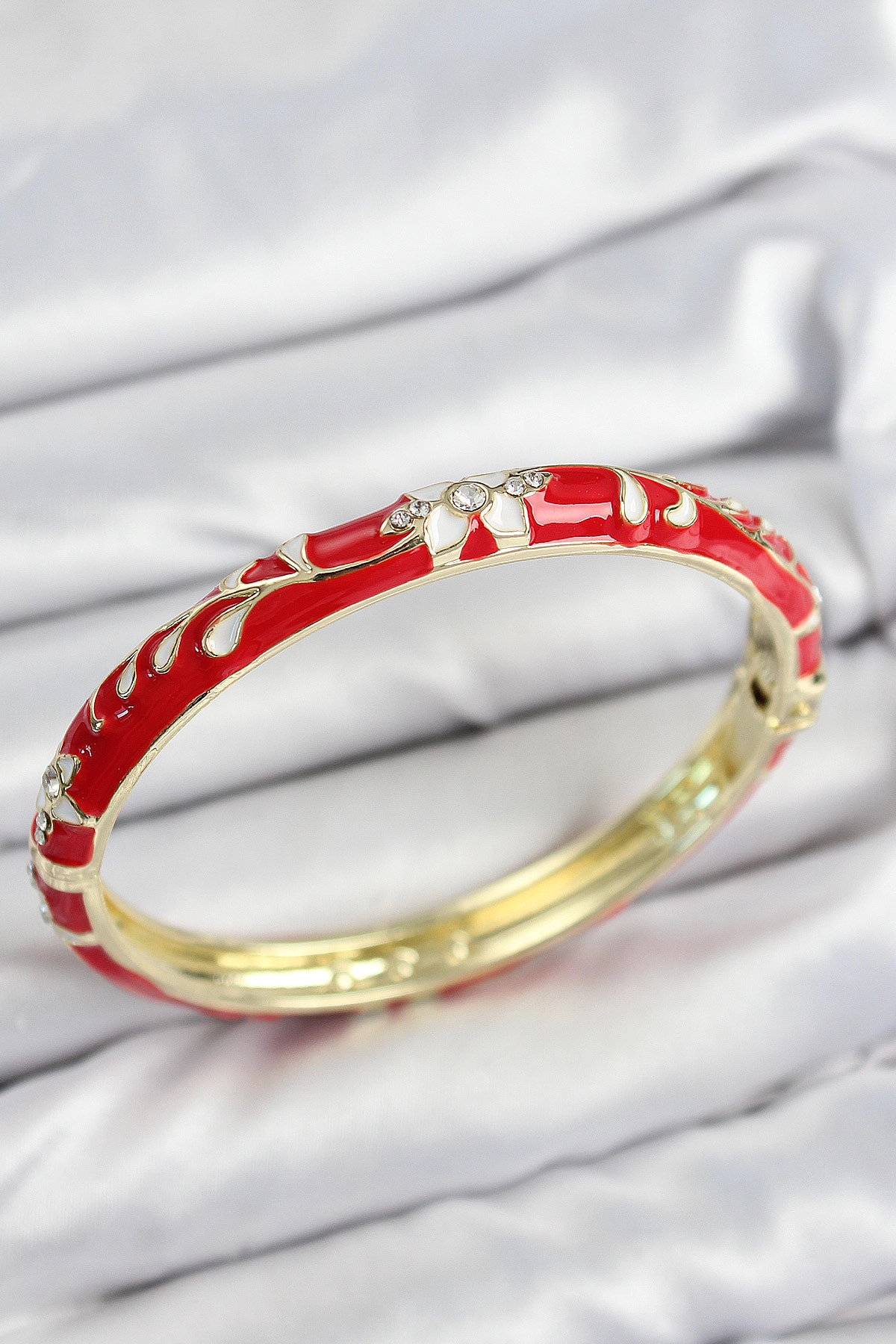 Mineli Pirinç Zirkon Taşlı Kırmızı Çiçek Motifli Gold Kadın Kelepçe-0