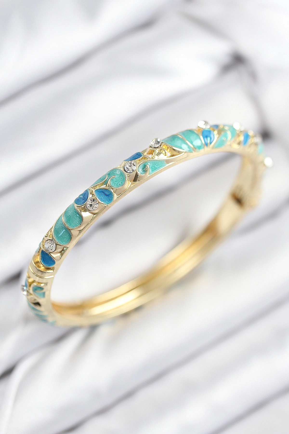 Mineli Pirinç Zirkon Taşlı Turkuaz Mavi Çiçek Motifli Gold Kadın Kelepçe-0