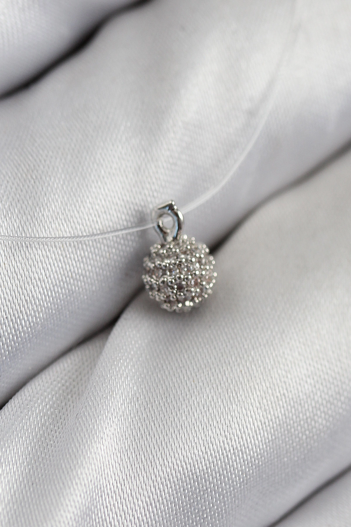 Misineli Topcuk Model Gümüş Renk Hayalet Kolye-0