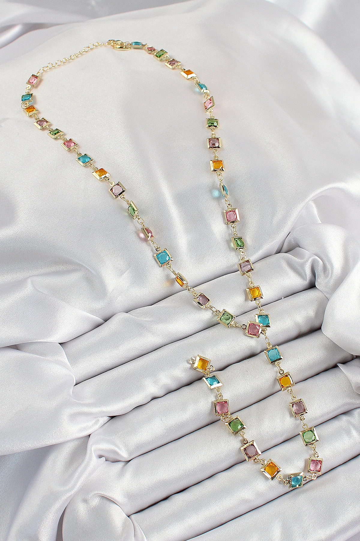 Pirinç Asorti Kare Model Gold Renk Zirkon Taşlı Y Kolye-1