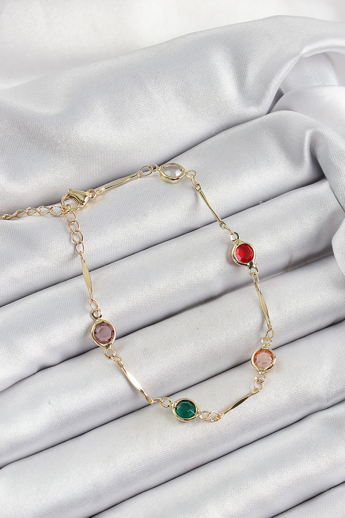 Pirinç Asorti Model Gold Renk Zirkon Taşlı Kadın Bileklik-0