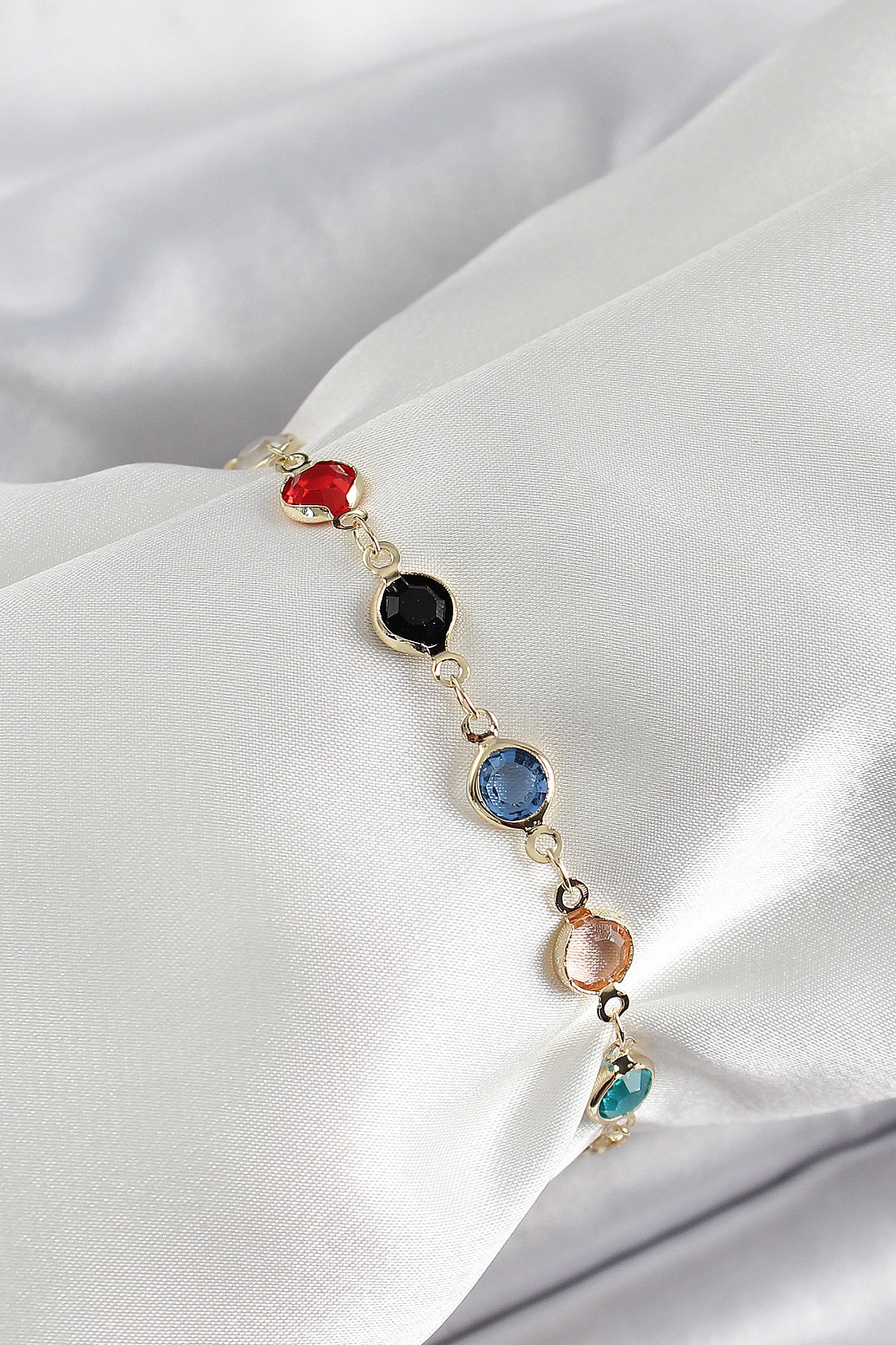 Pirinç Asorti Model Gold Renk Zirkon Taşlı Kadın Bileklik-0