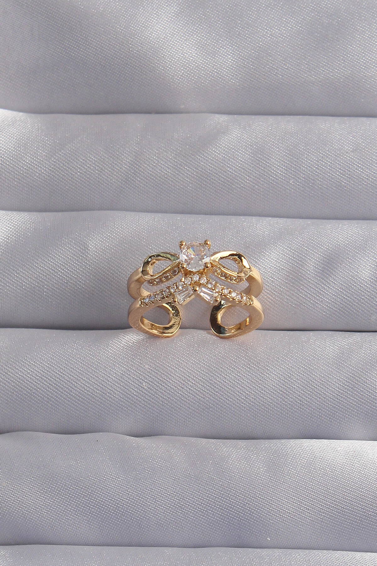 Pirinç Ayarlamalı Gold Renk Zirkon Taşlı 2li Görünüm Fiyonk Yüzük-0