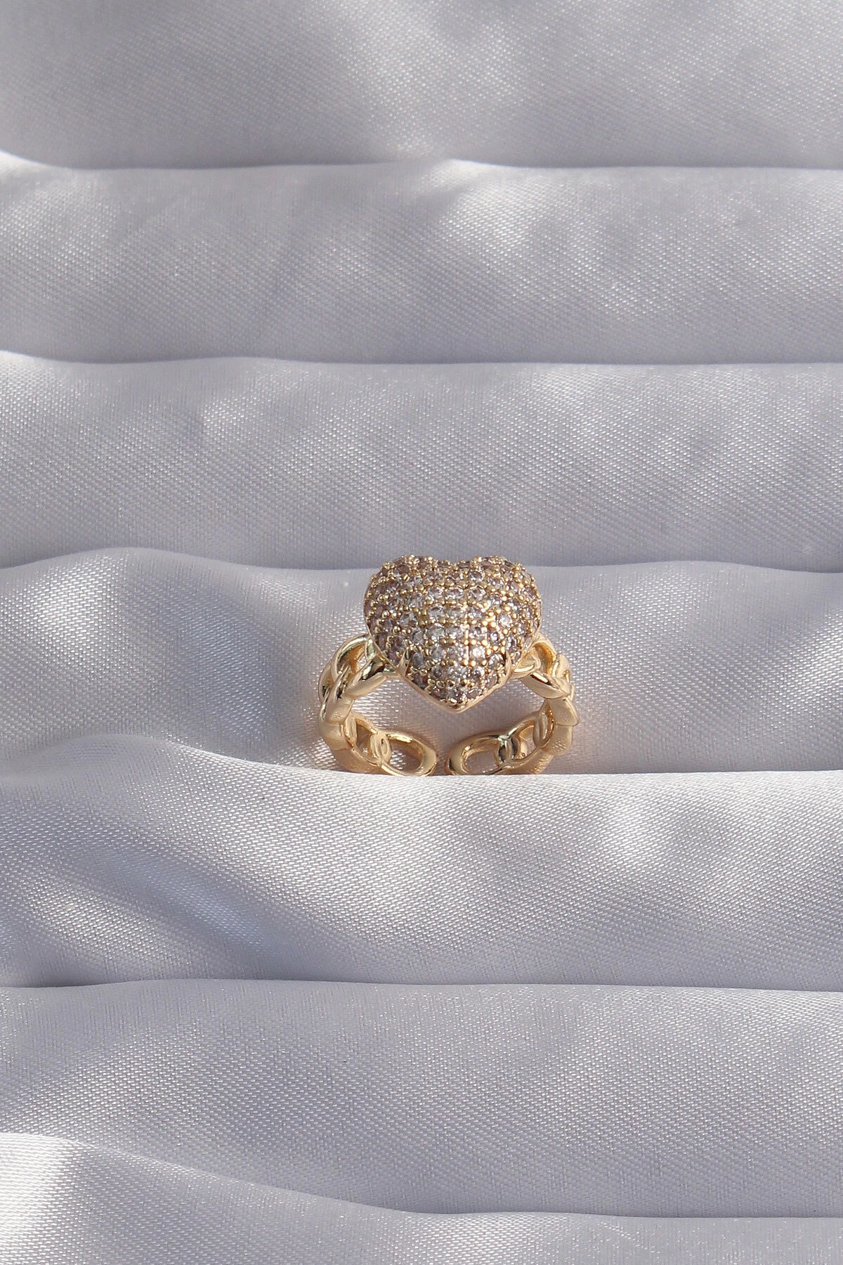 Pirinç Ayarlamalı Gold Renk Zirkon Taşlı Bombeli Kalp Yüzük-0