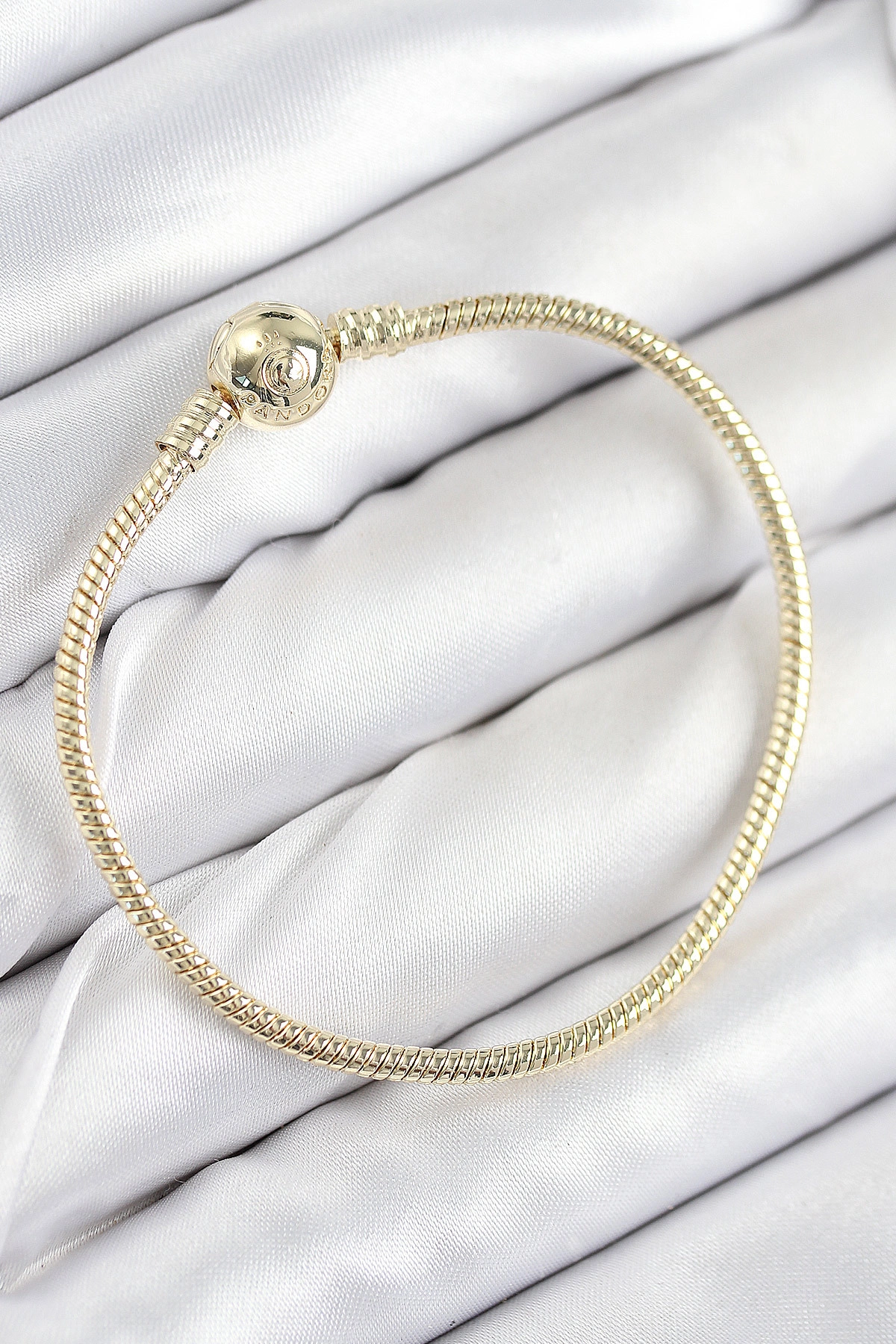 Pirinç Charm Topcuk Model Gold Renk Kadın Bileklik-0