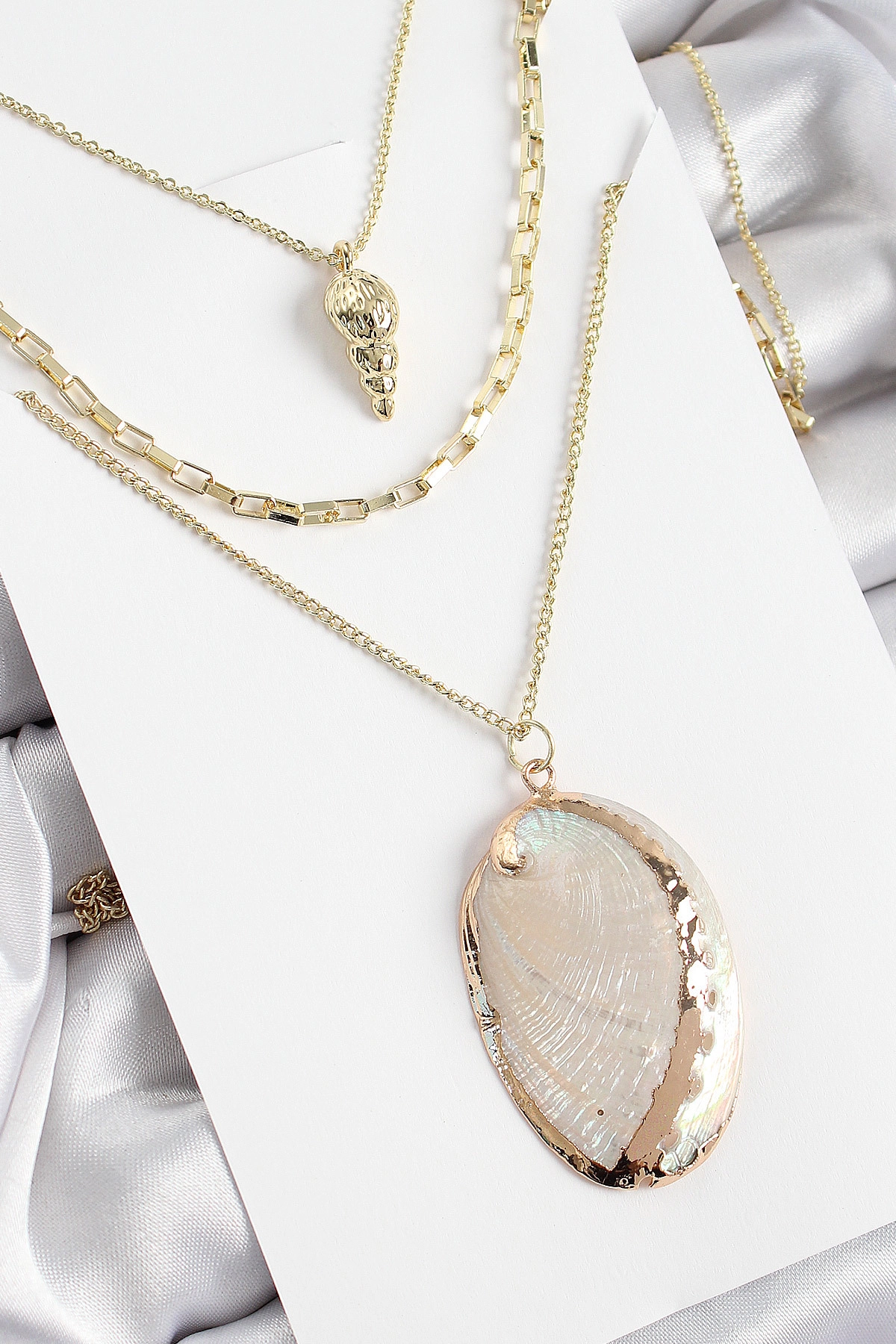 Pirinç Çoklu Zincirli İstiridye Model Gold Renk Kadın Kolye-0