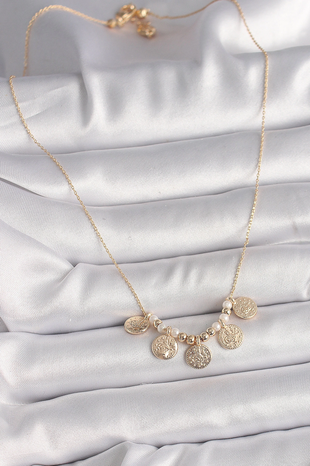 Pirinç Gold Renk 5'Li Osmanlı Tuğra Figür İnci Detay Kadın Kolye-1