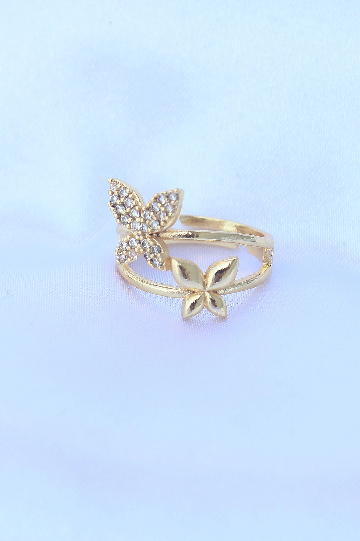 Pirinç Gold Renk Ayarlanabilir Zirkon Taşlı Kelebek Yüzük-1