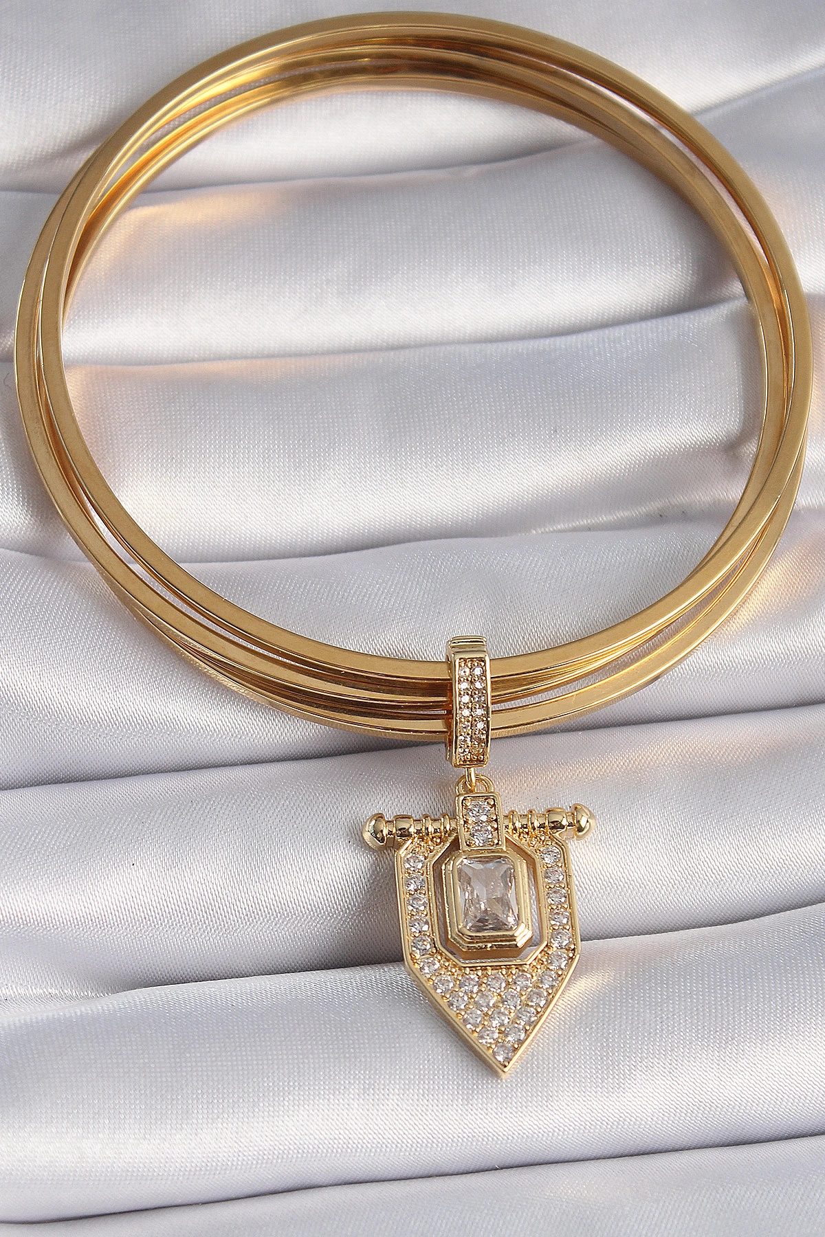 Pirinç Gold Renk Baget Zirkon Taşlı Ajda Charm-1