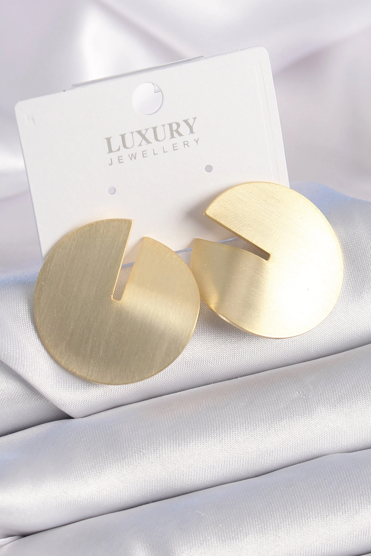 Pirinç Gold Renk Daire Plaka Model Kadın Küpe-0