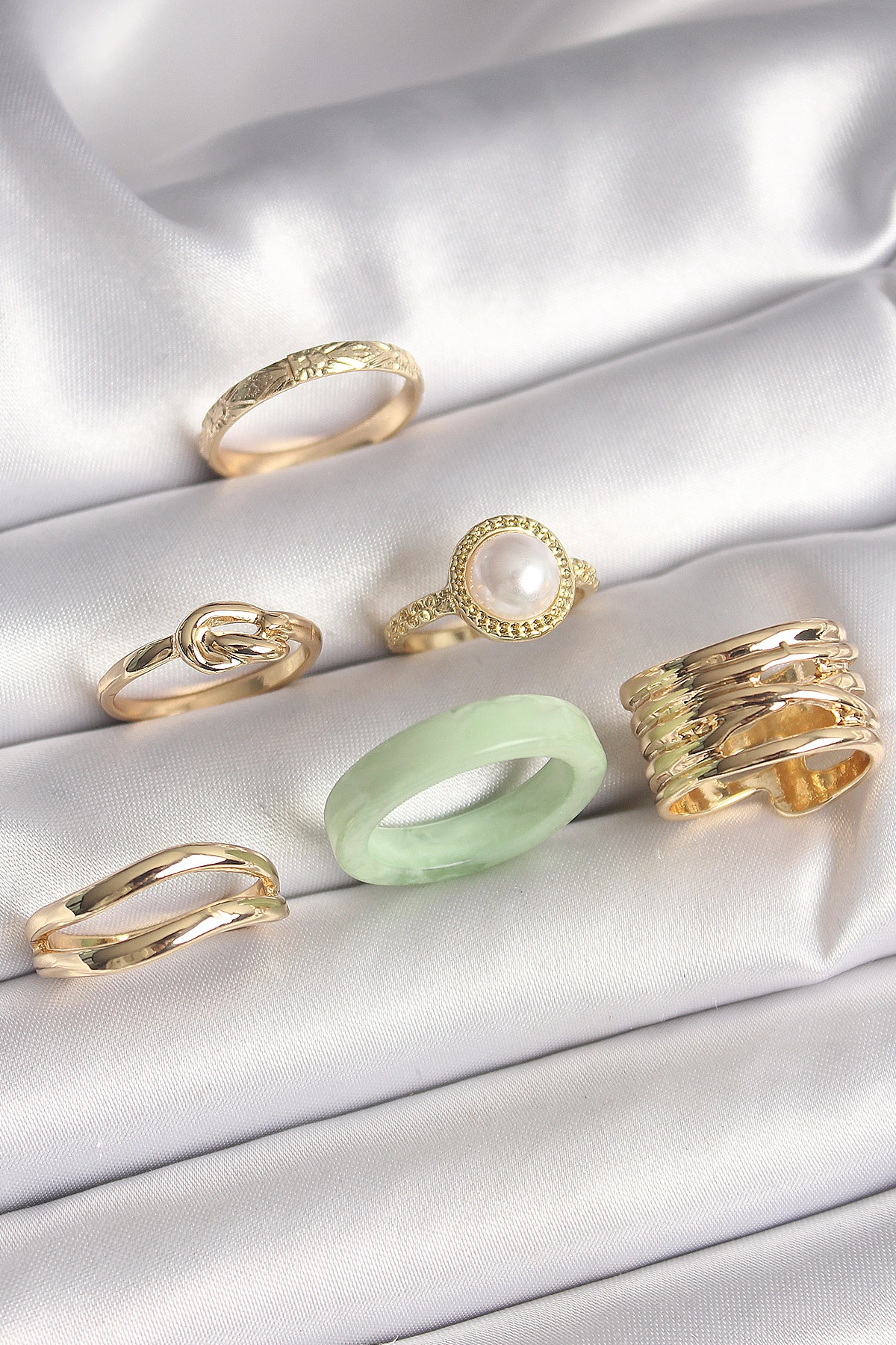 Pirinç Gold Renk Düğüm Model İncili İşlemeli Plaka Model 6'Lı Kadın Yüzük Seti-0