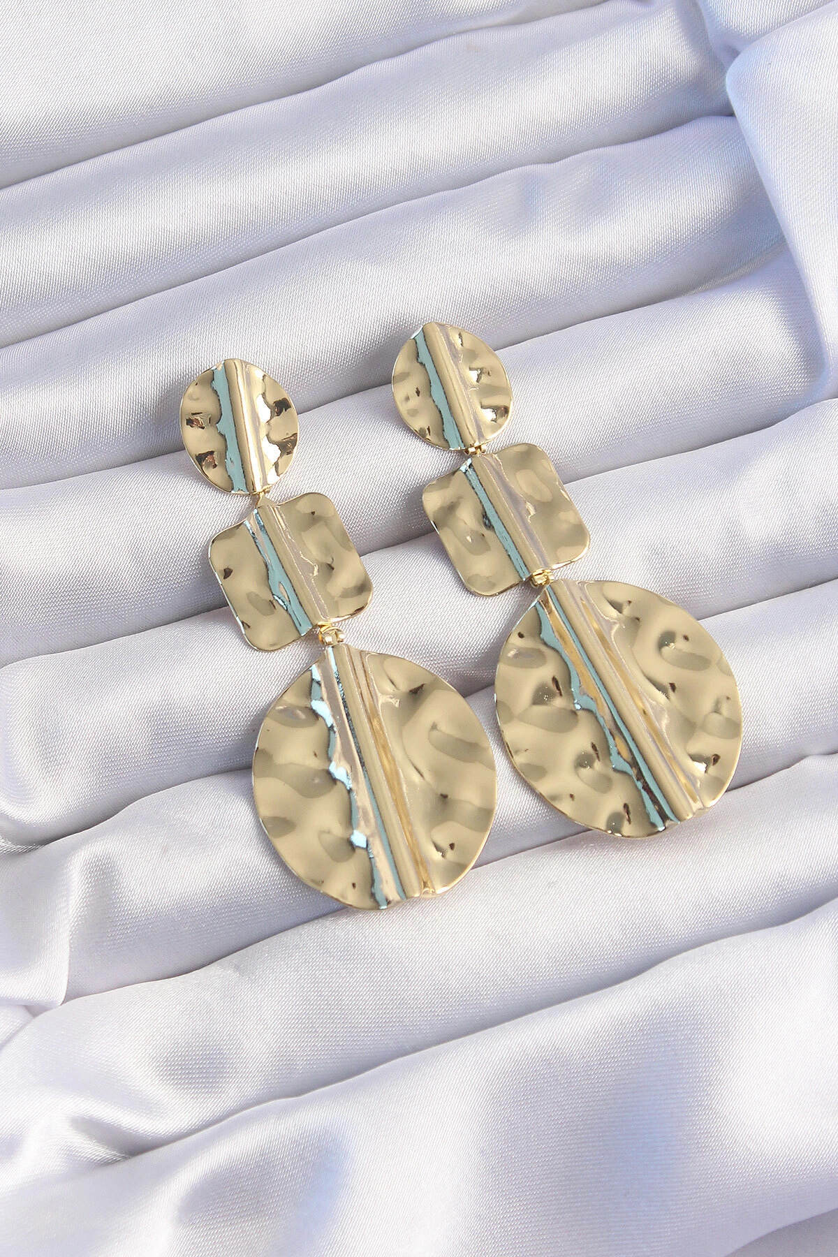 Pirinç Gold Renk Geometrik Ezme Plaka Küpe-0