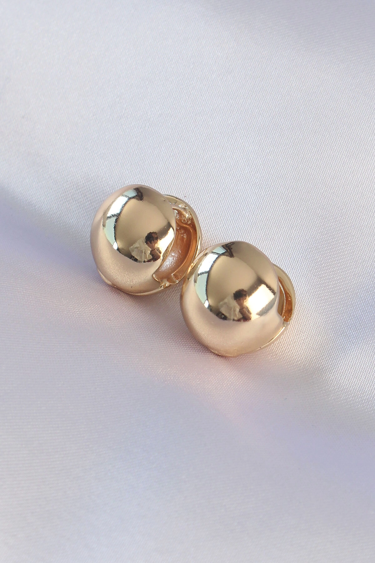 Pirinç Gold Renk İçi Boş Minimal Topçuk Küpe-0