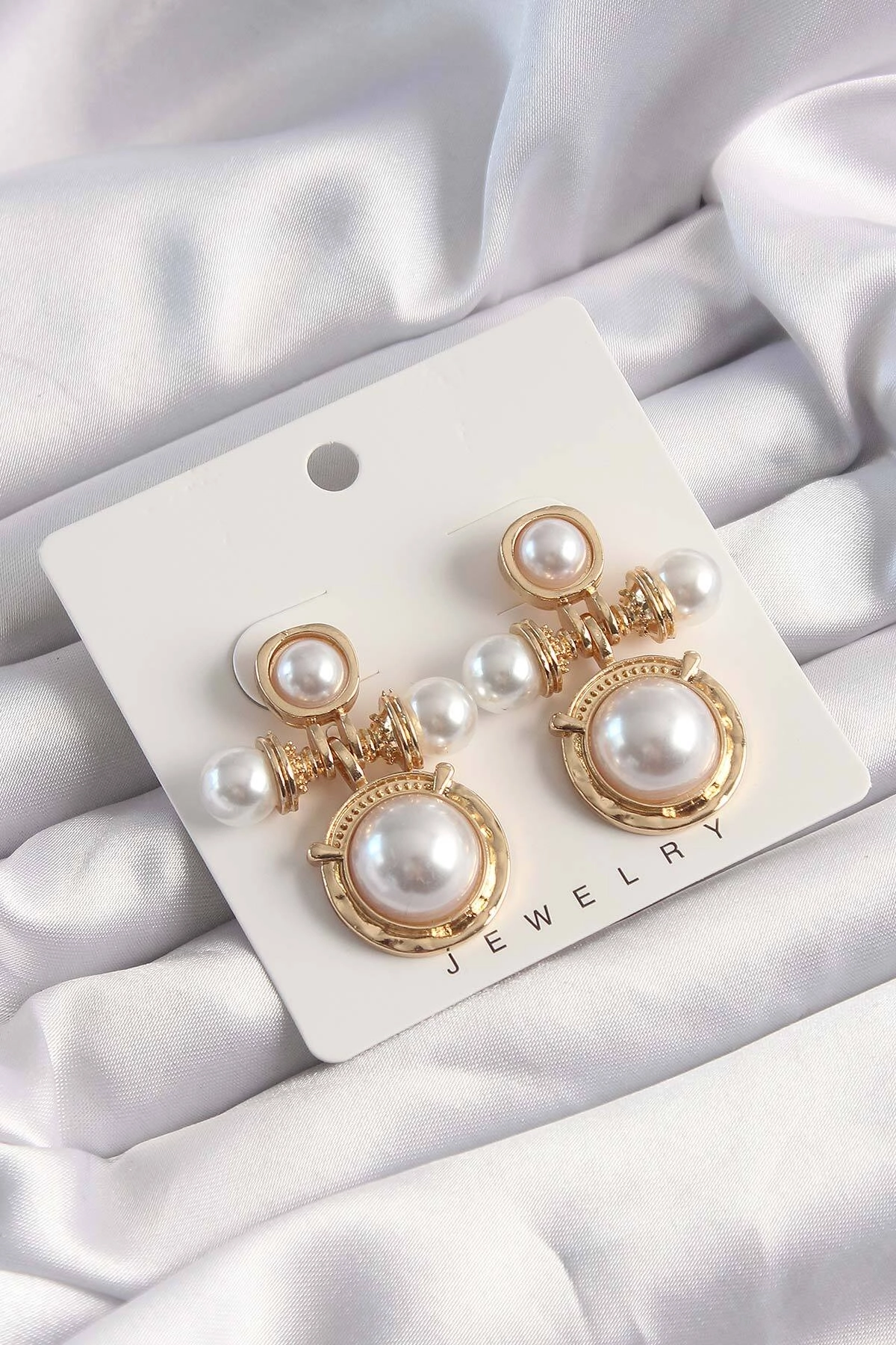 Pirinç Gold Renk İnci Taşlı Motifli Küpe-0