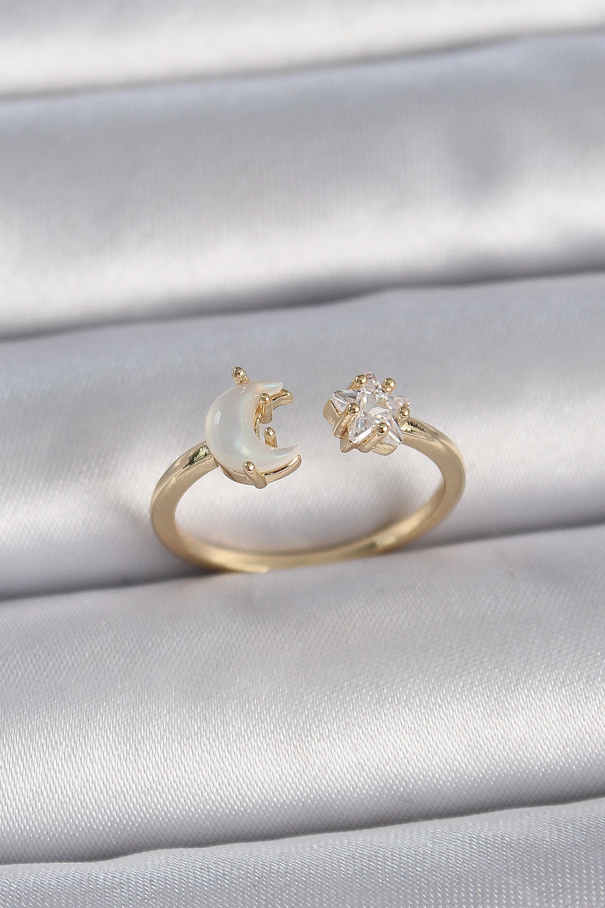 Pirinç Gold Renk İncili Hilal Zirkon Taşlı Yıldız Ayarlanabilir Model Kadın Yüzük-0