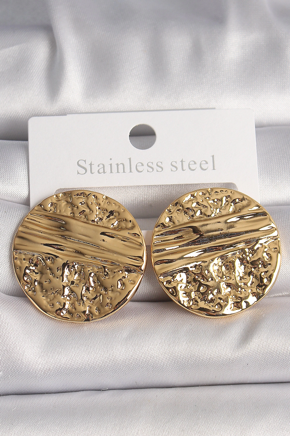 Pirinç Gold Renk İşlemeli Daire Plaka Model Kadın Küpe-0