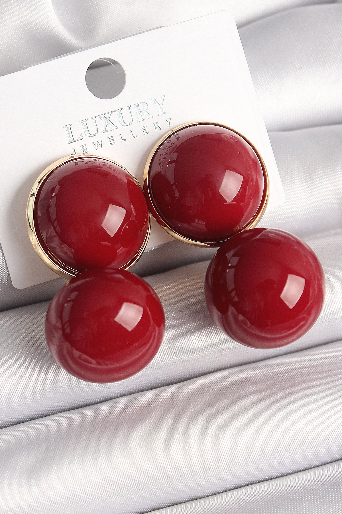 Pirinç Gold Renk Kırmızı Boncuk Model Kadın Küpe-0