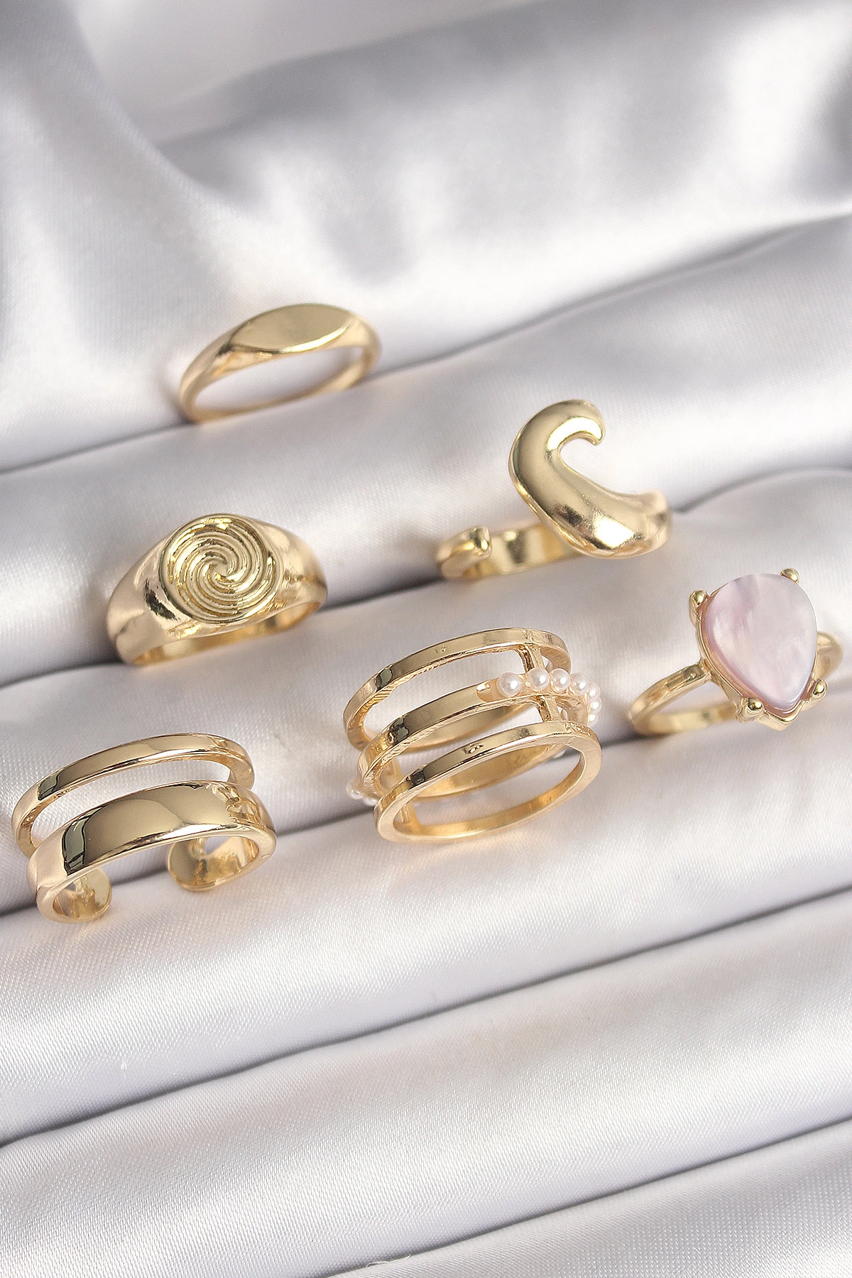 Pirinç Gold Renk Pembe Damla Mineli Sarmal İşleme Detaylı 6'Lı Kadın Yüzük Seti-0