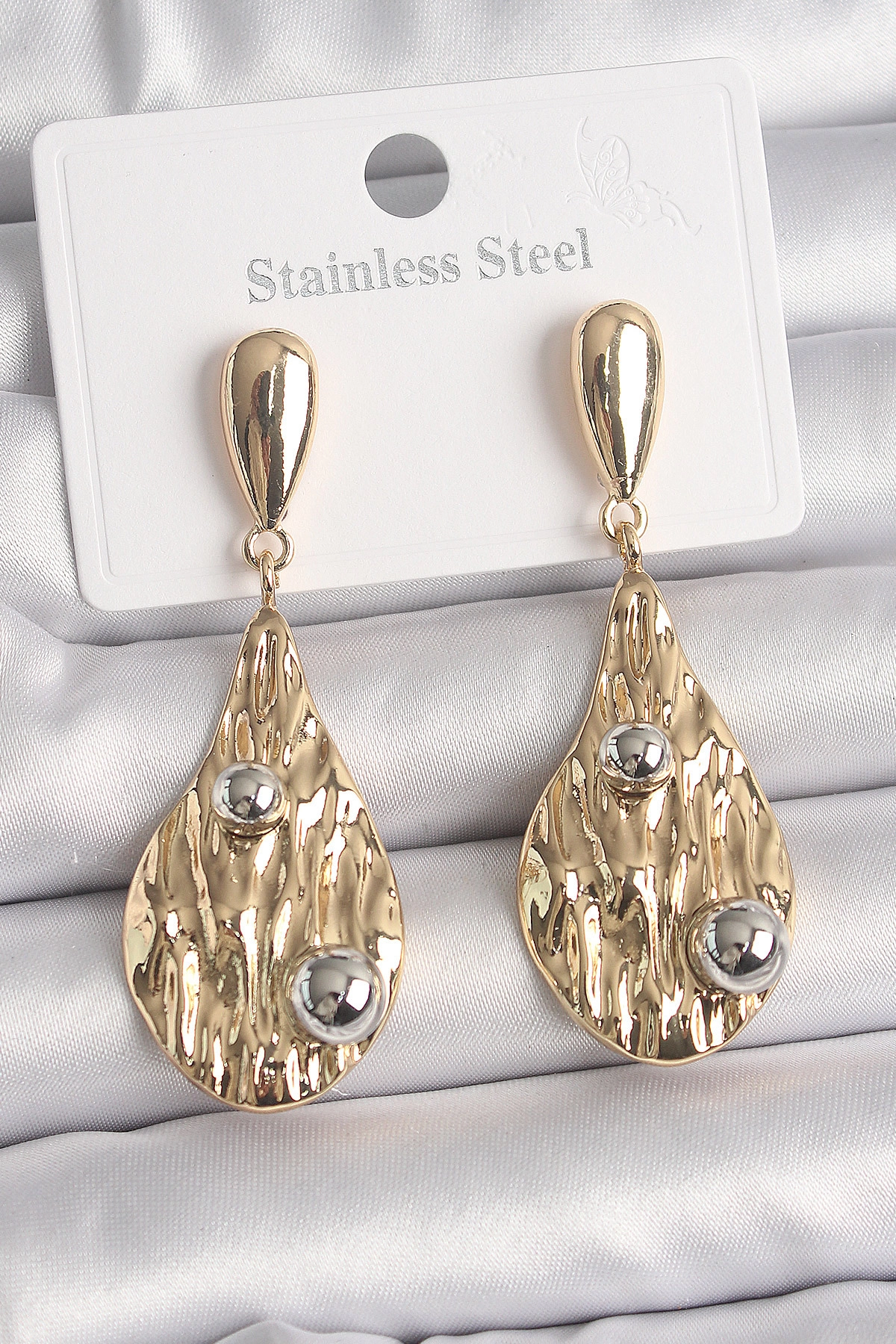 Pirinç Gold Renk Sallantı Damla Model Gümüş Top Detay Kadın Küpe-0