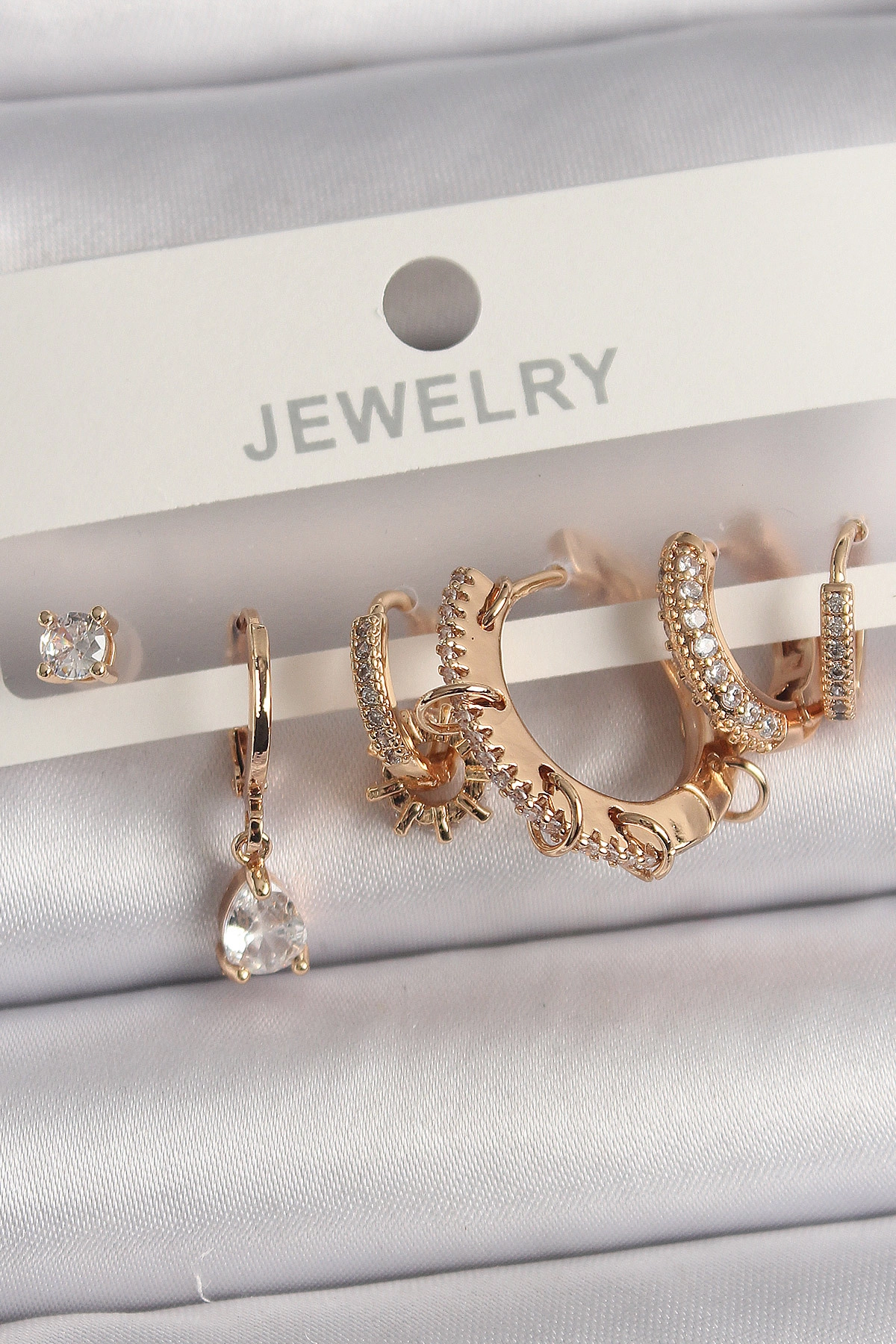 Pirinç Gold Renk Sallantı Zirkon Taşlı Halka Model Damla Zirkon Taş Detay Çoklu Kadın Küpe Seti-0