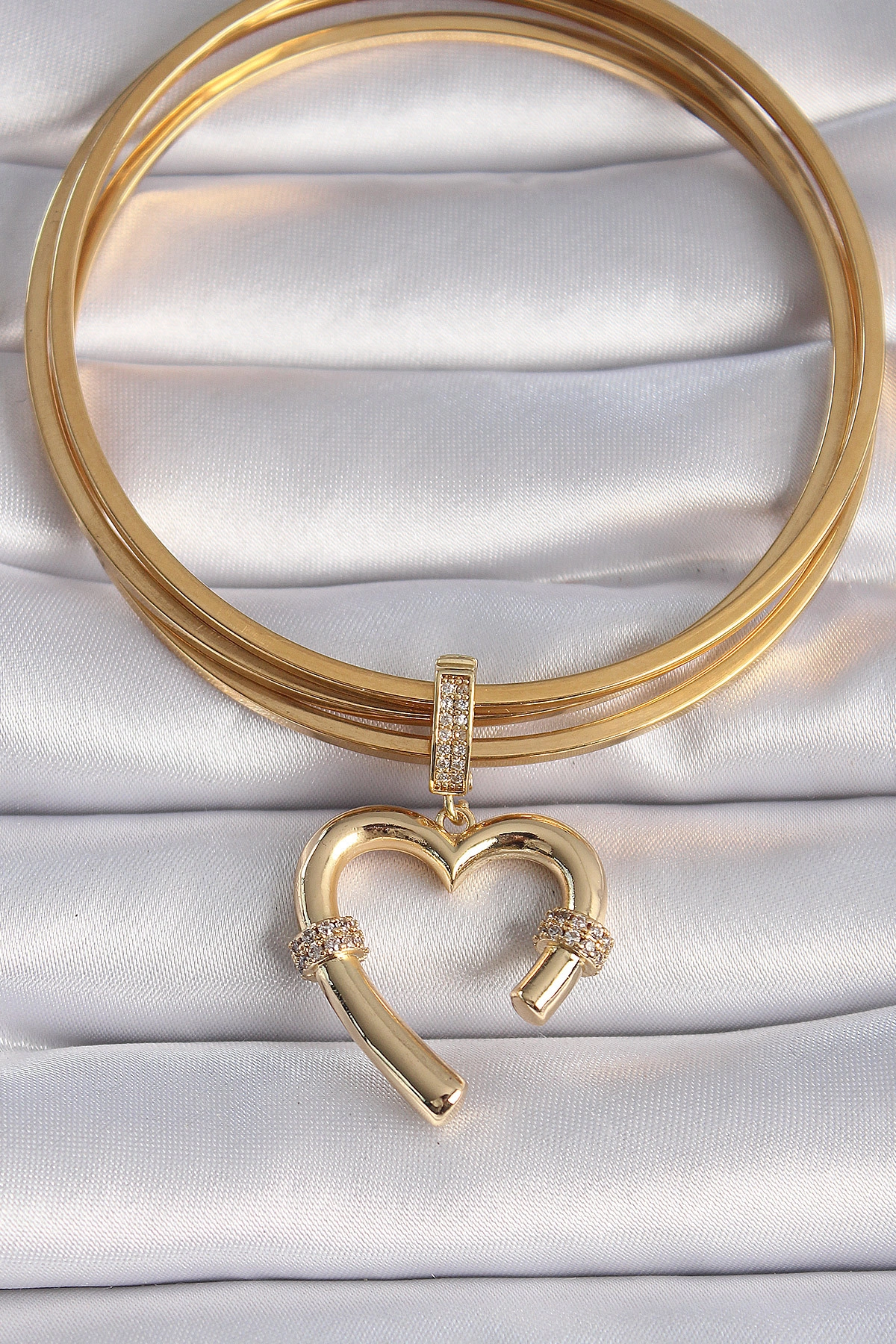 Pirinç Gold Renk Zirkon Taş Detaylı Kalp Figür Ajda Charm-1