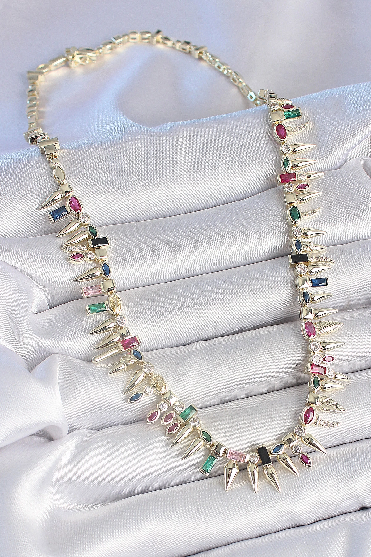 Pirinç Gold Renk Zirkon Taşlı Diken Model VIP Seri Kadın Kolye-1