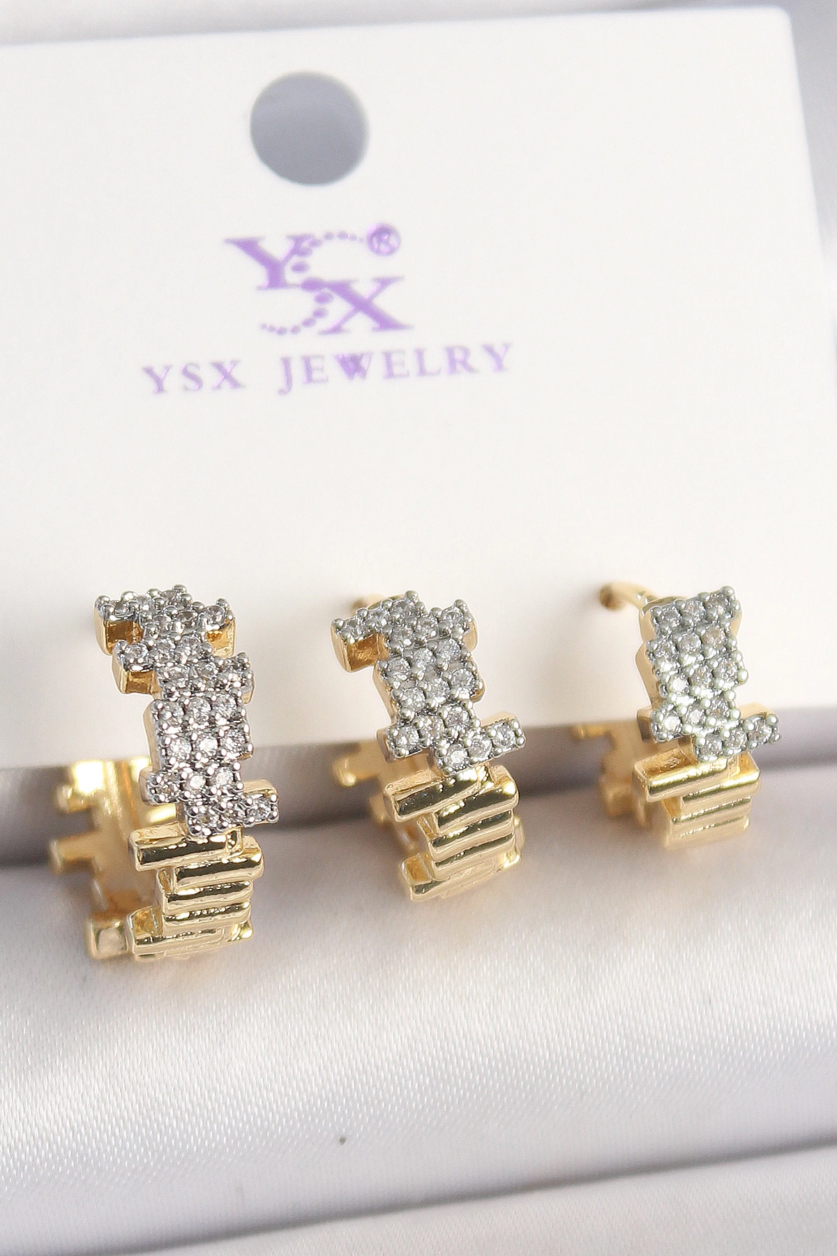 Pirinç Gold Renk Zirkon Taşlı Dorika Model 3'Lü Kadın Kombin Küpe-0