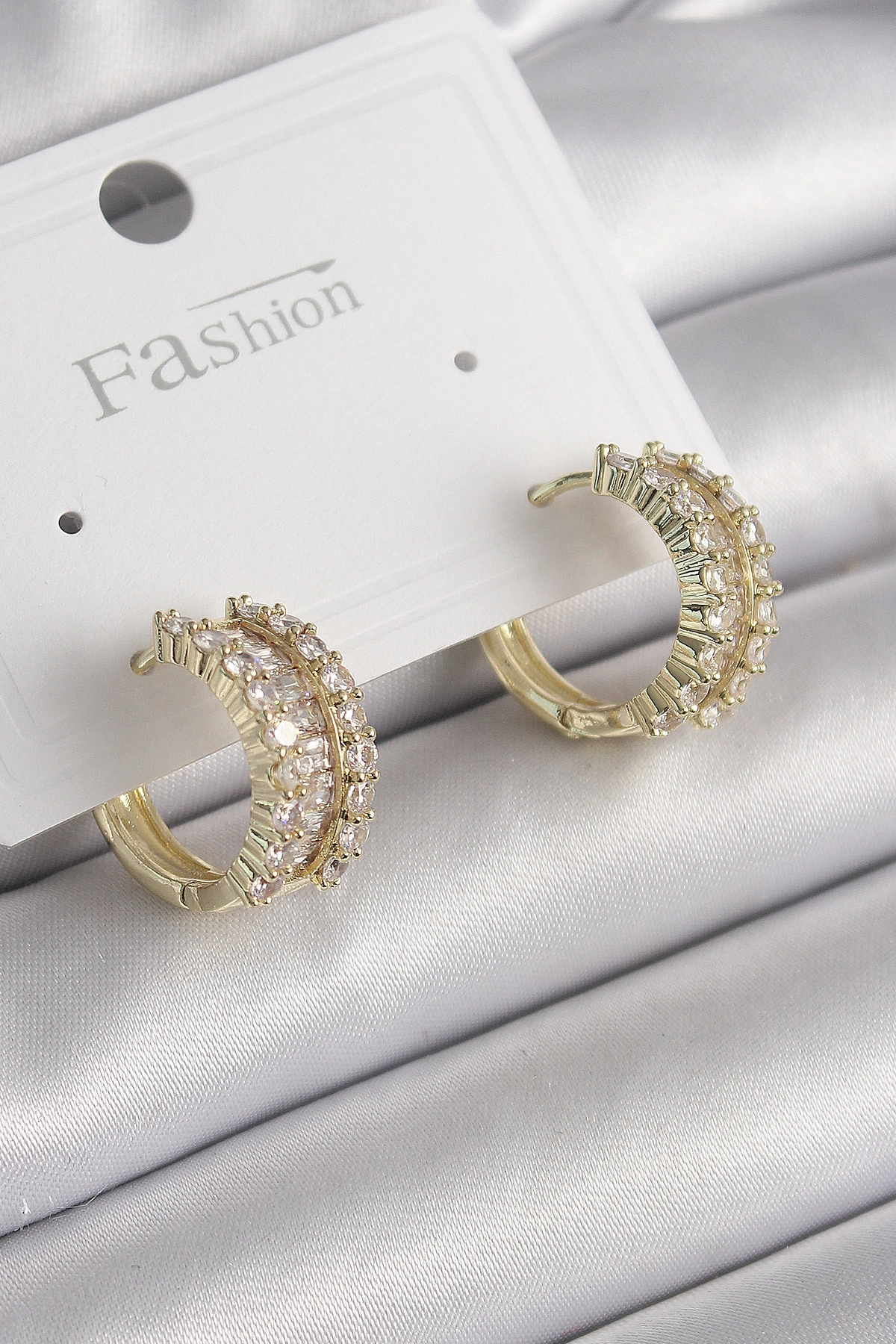 Pirinç Gold Renk Zirkon Taşlı Halka Model Kadın Küpe-0