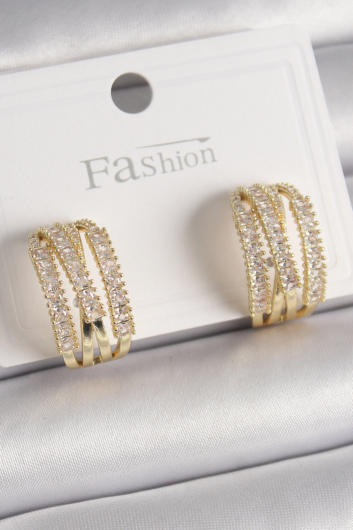 Pirinç Gold Renk Zirkon Taşlı Halka Model Kadın Küpe-0