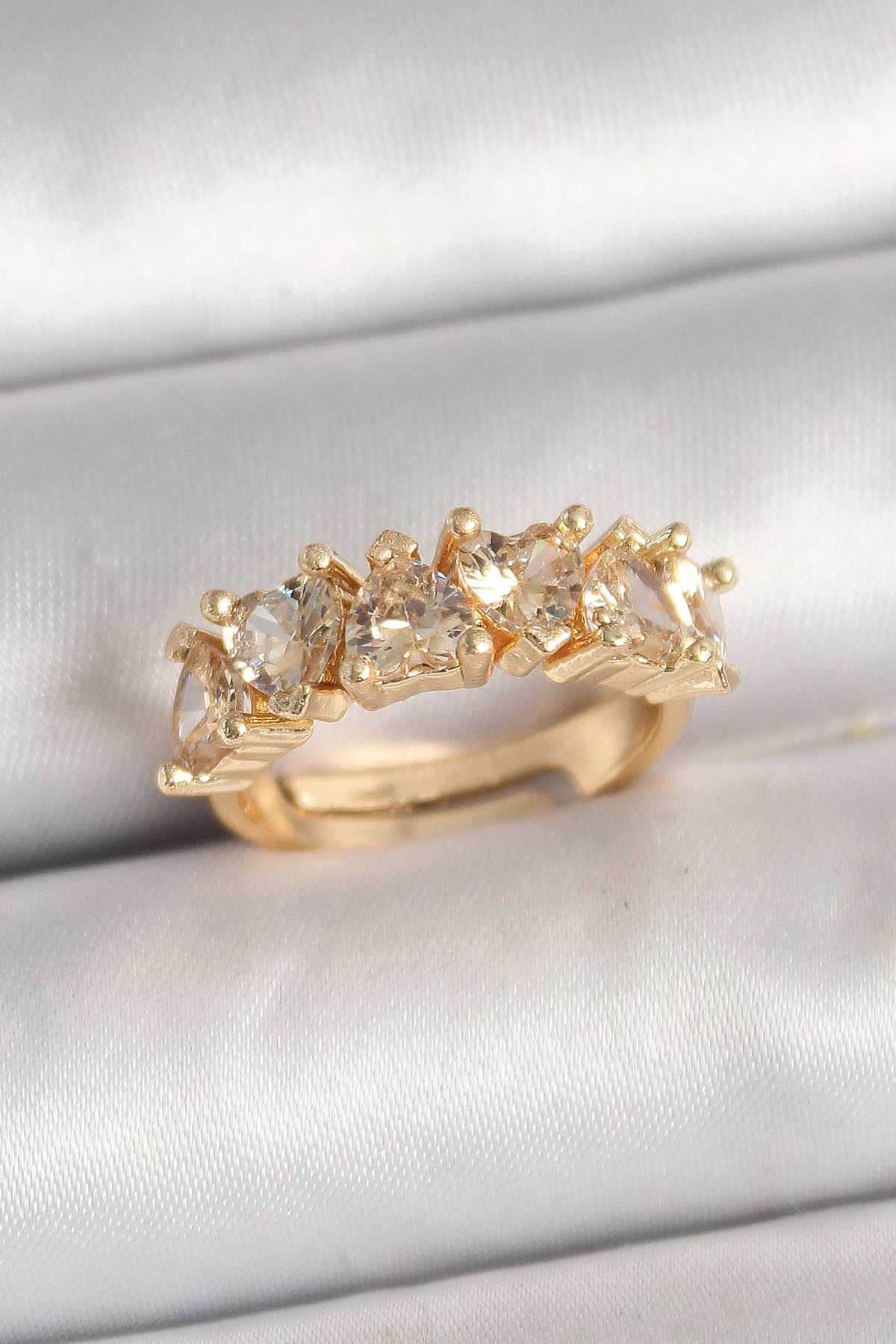 Pirinç Gold Renk Zirkon Taşlı Kalp Model Ayarlanbilir Kadın Yüzük-0