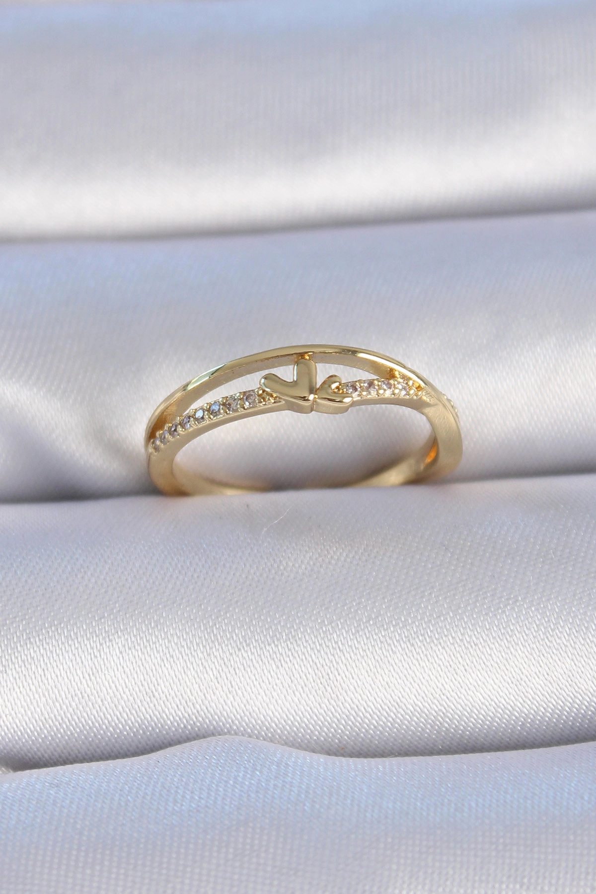 Pirinç Gold Renk Zirkon Taşlı Kalp Model Kadın Yüzük-0