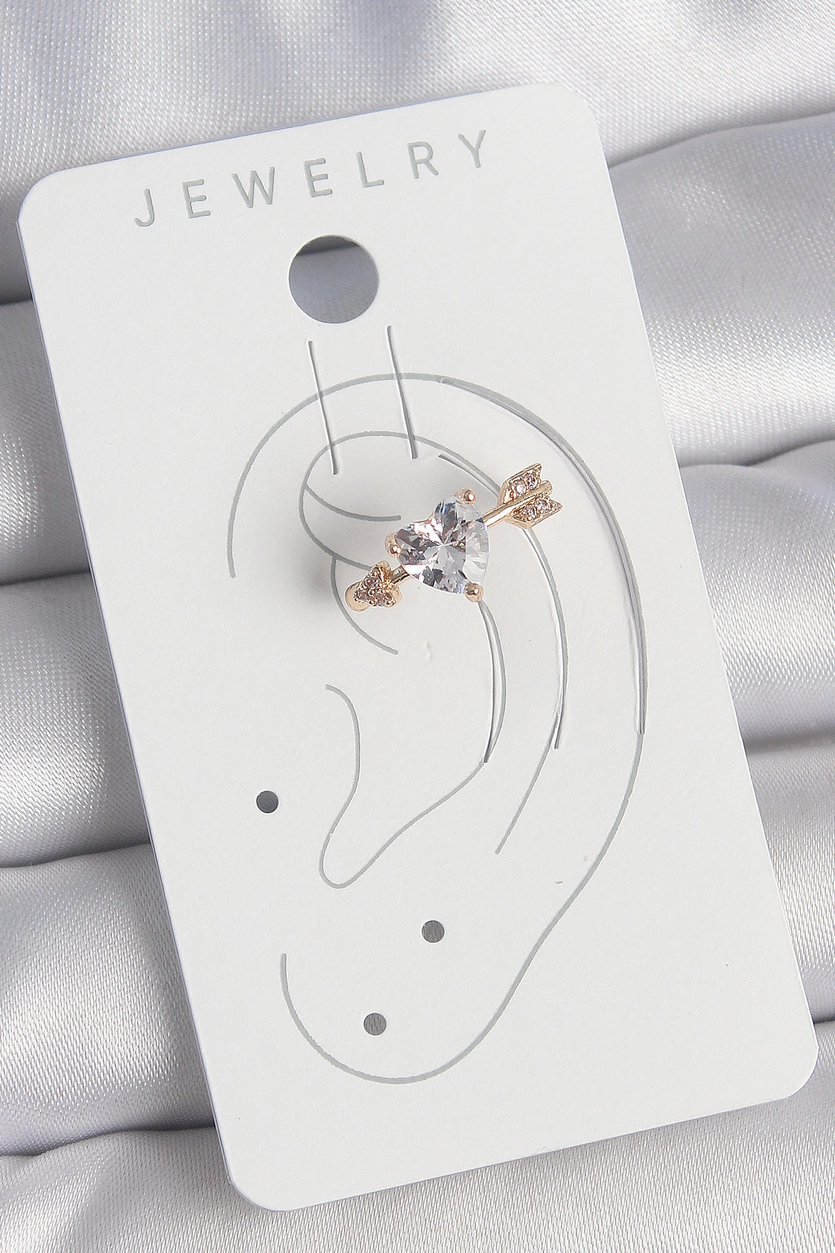 Pirinç Gold Renk Zirkon Taşlı Kalp Ok Model Kadın Kıkırdak Küpe-1