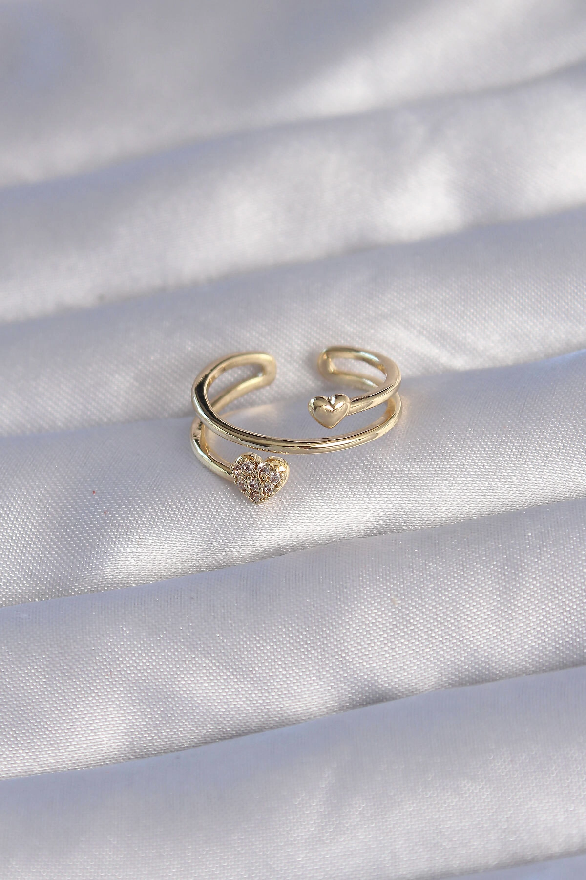 Pirinç Gold Renk Zirkon Taşlı Kalpli Model Ayarlanabilir Yüzük-1