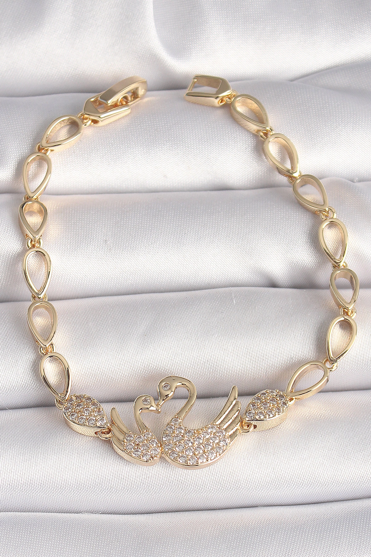 Pirinç Gold Renk Zirkon Taşlı Kuğu Figür Damla Zincir Model Kadın Bileklik-0