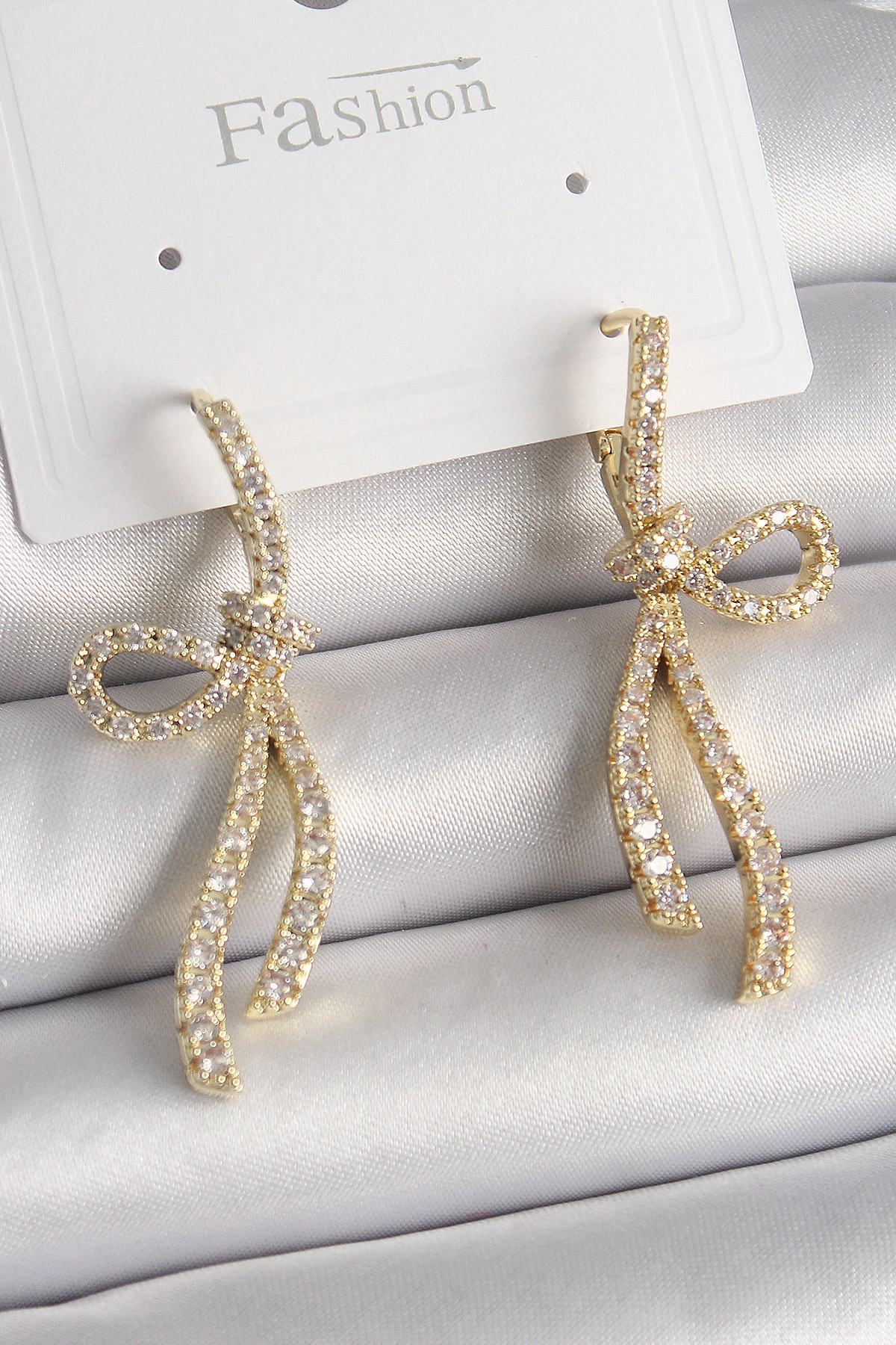 Pirinç Gold Renk Zirkon Taşlı Kurdele Model Kadın Küpe-0