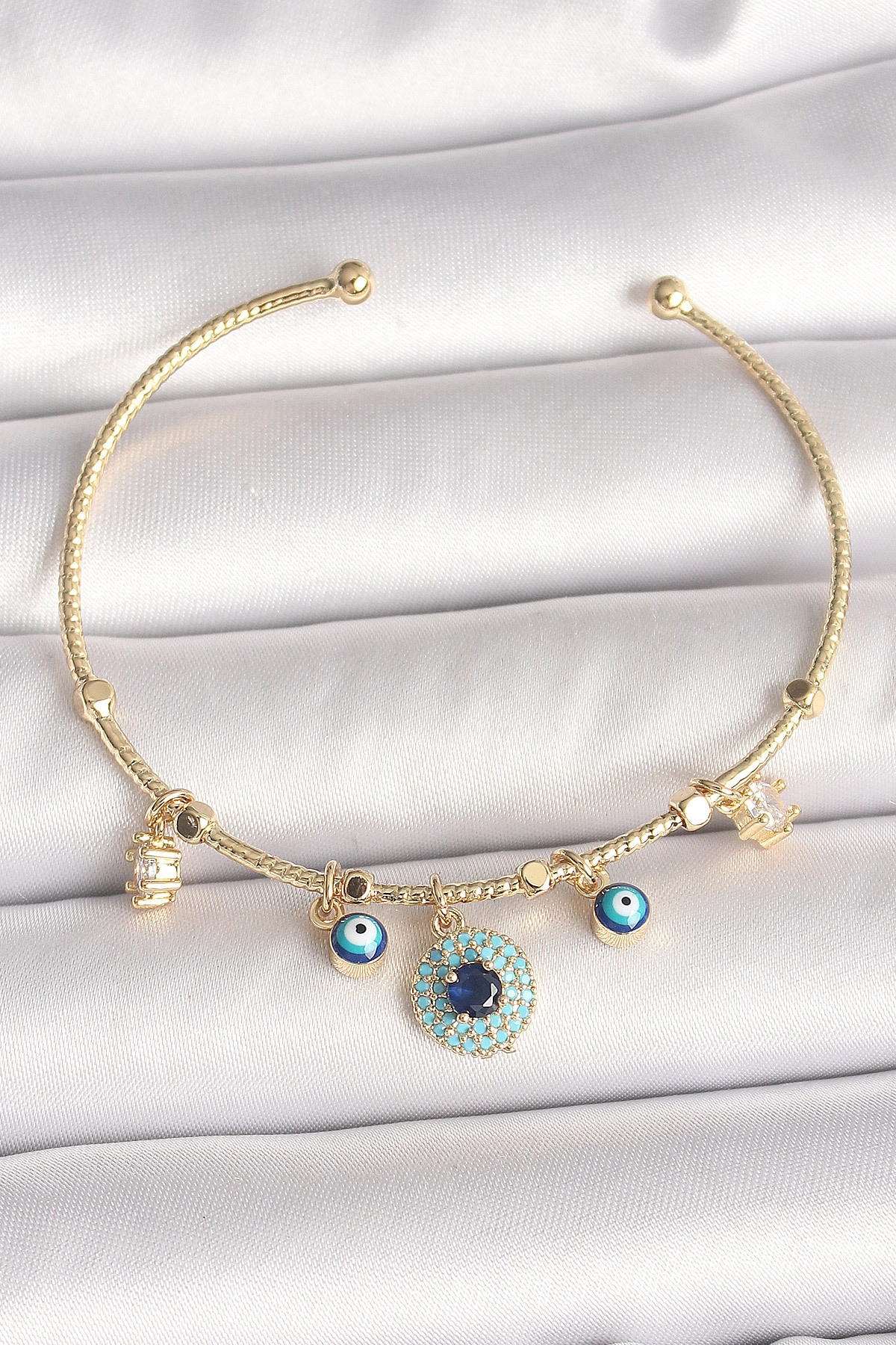 Pirinç Gold Renk Zirkon Taşlı Nazar Boncuk Detay Charm Kadın Bileklik-0